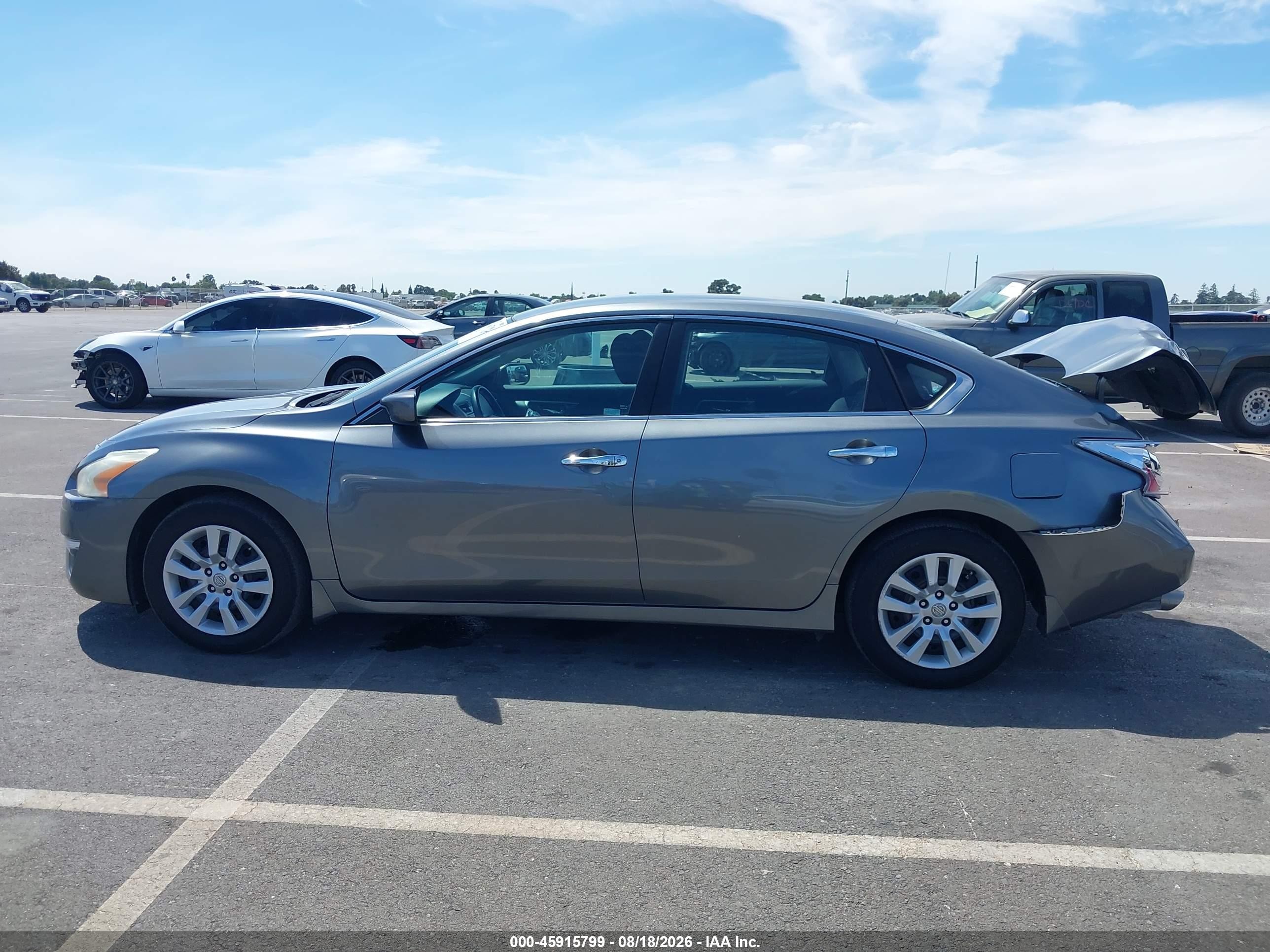 2014 Nissan Altima 2.5 S Gray vin: 1N4AL3AP3EC408738