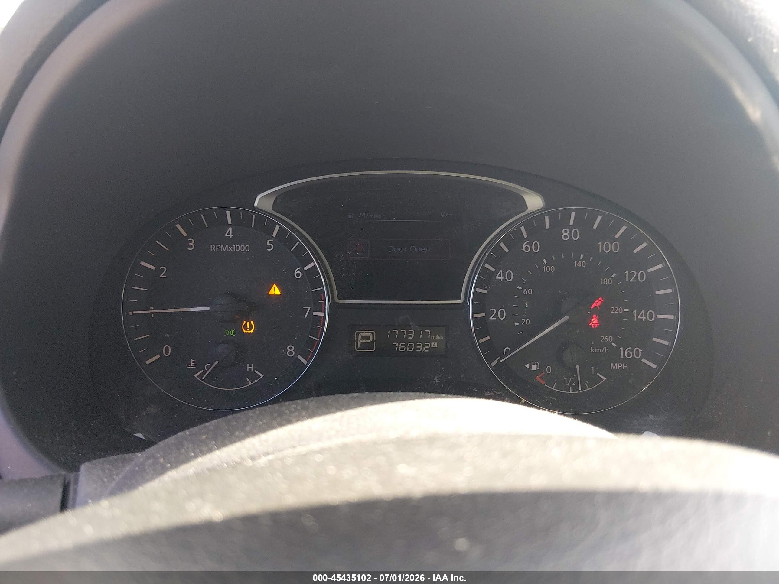 2014 Nissan Altima 2.5 S Red vin: 1N4AL3AP3EC412000