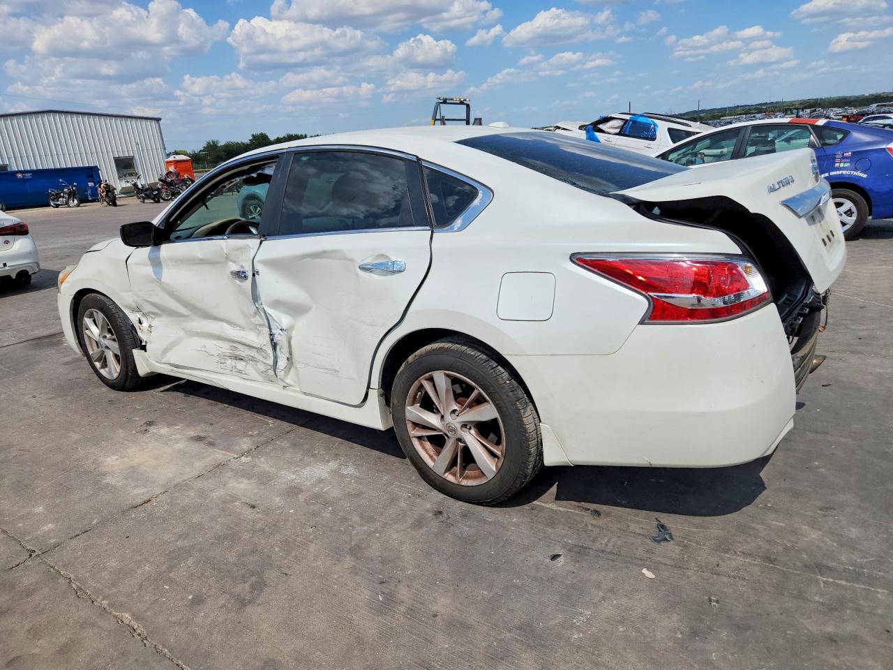 2014 Nissan Altima 2.5 Sv White vin: 1N4AL3AP3EC422493