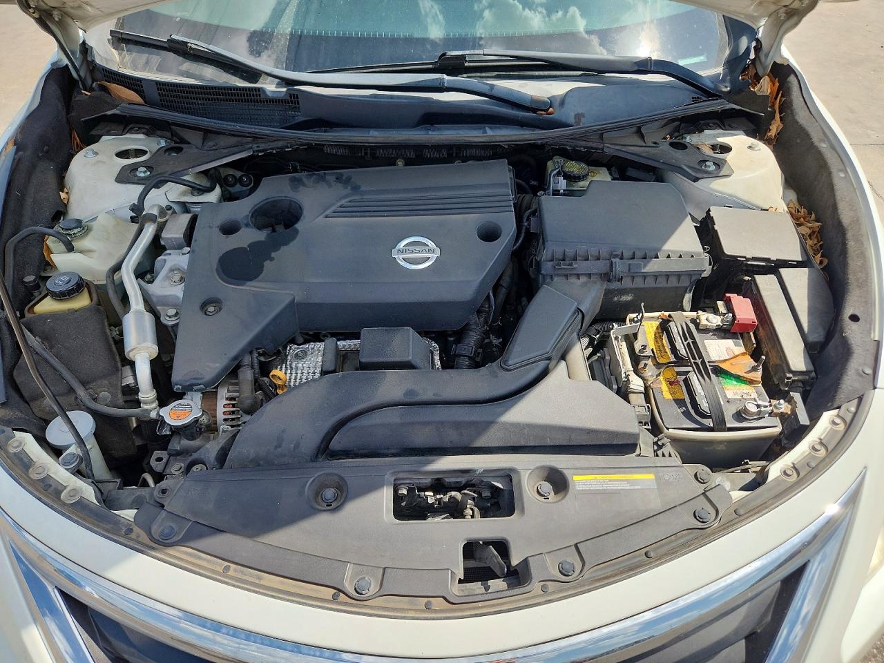 2014 Nissan Altima 2.5 Sv White vin: 1N4AL3AP3EC422493