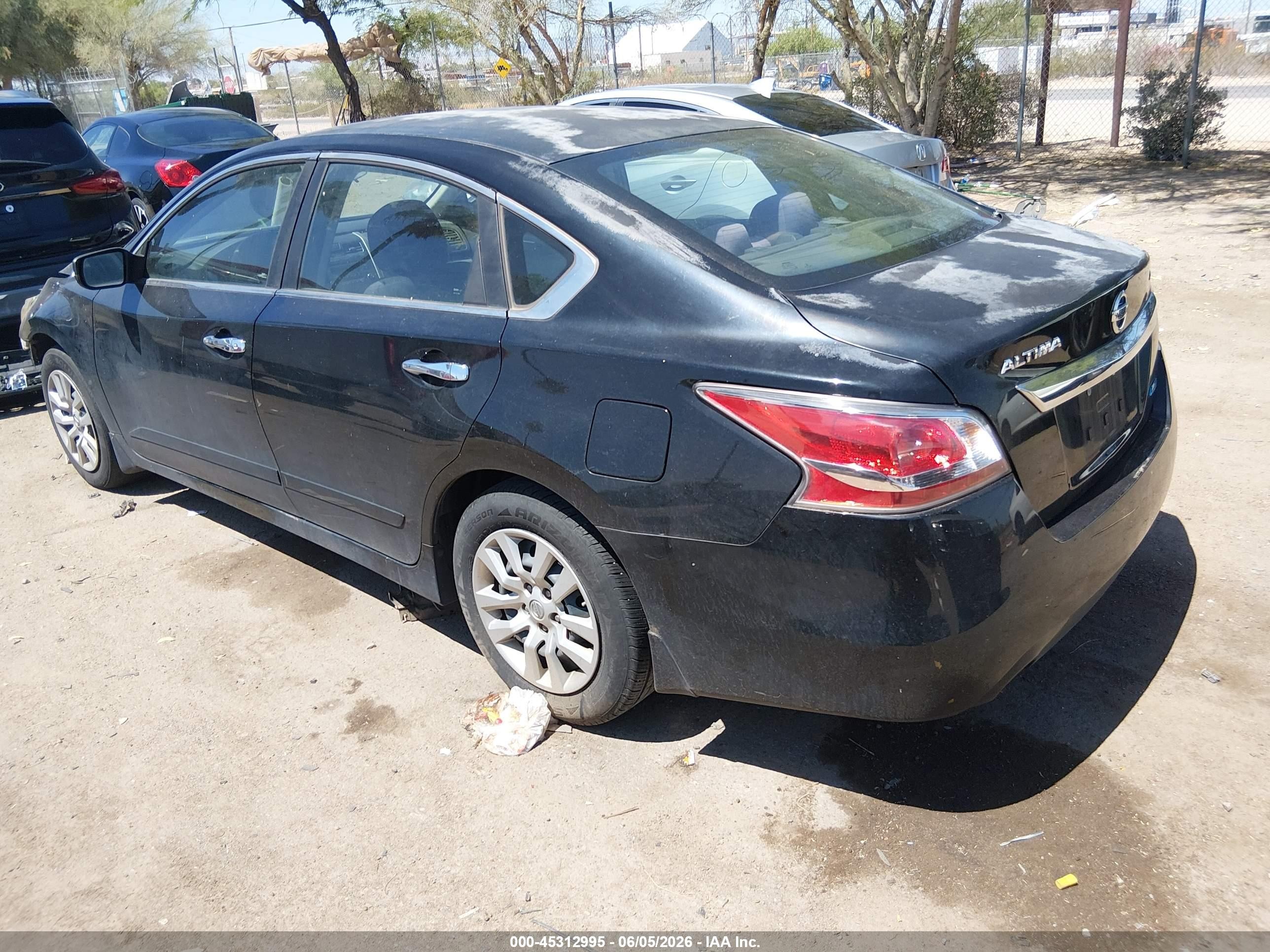2014 Nissan Altima 2.5 S Черный vin: 1N4AL3AP3EC427354
