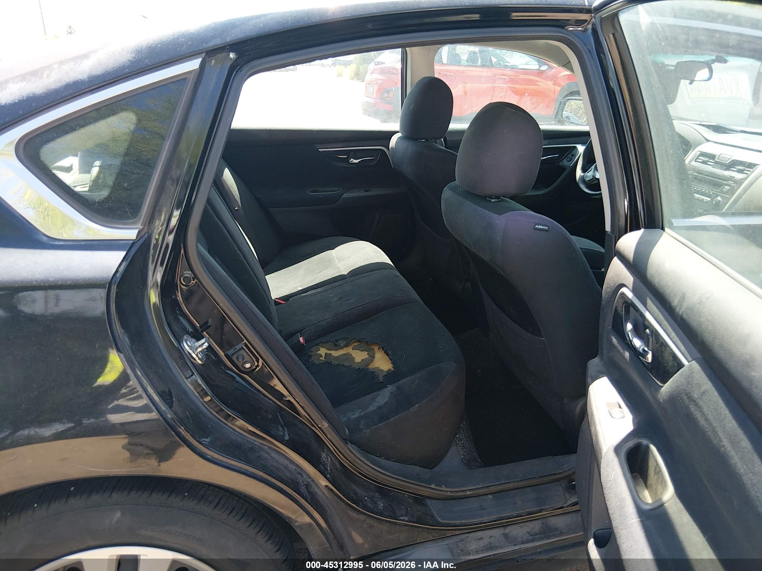 2014 Nissan Altima 2.5 S Черный vin: 1N4AL3AP3EC427354