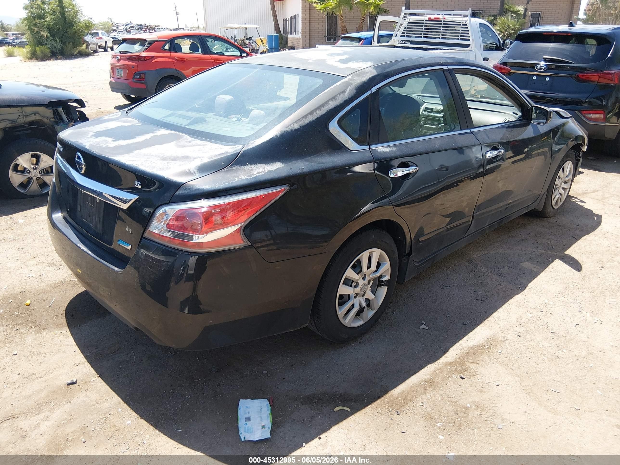 2014 Nissan Altima 2.5 S Черный vin: 1N4AL3AP3EC427354
