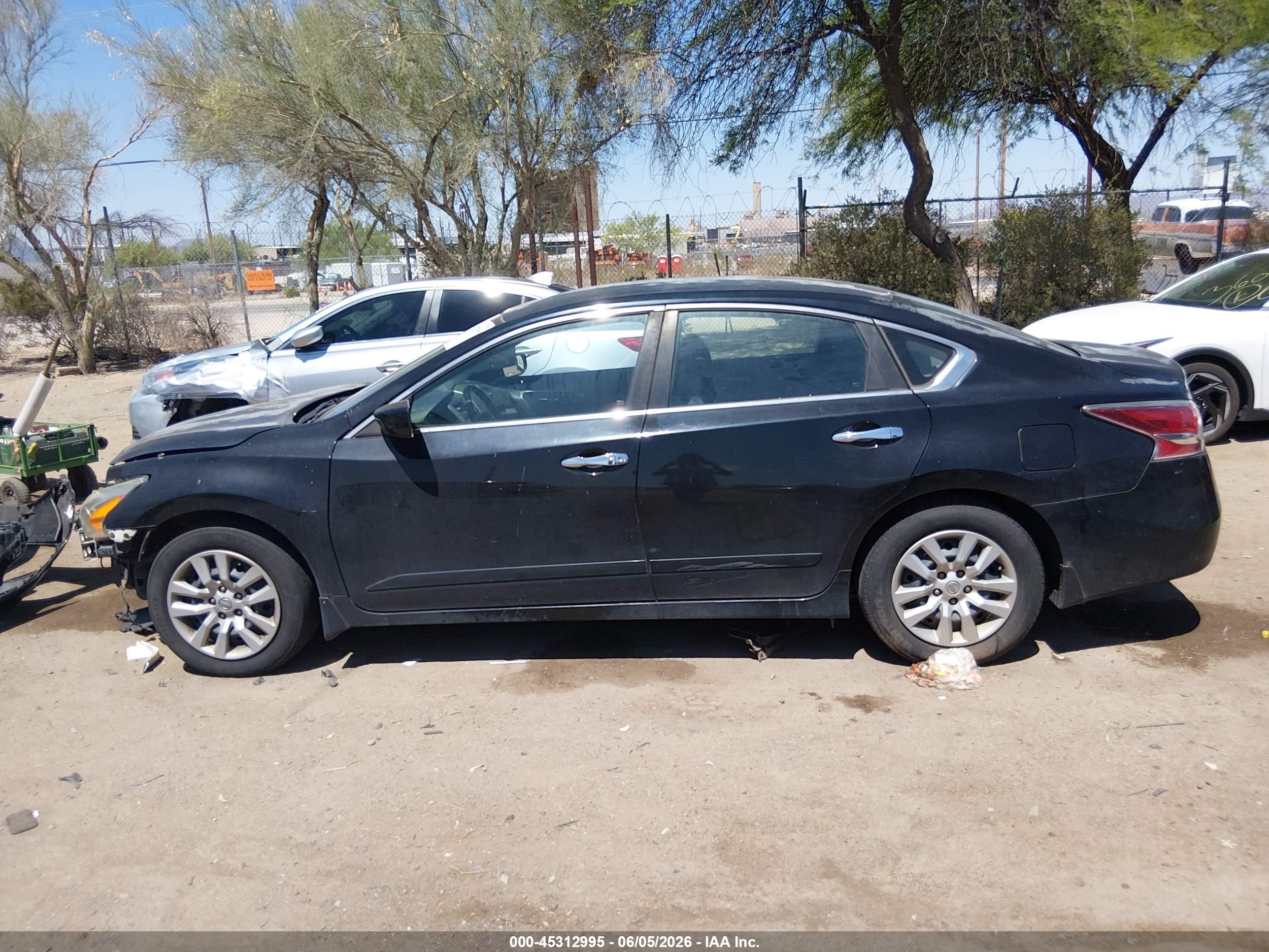 2014 Nissan Altima 2.5 S Черный vin: 1N4AL3AP3EC427354