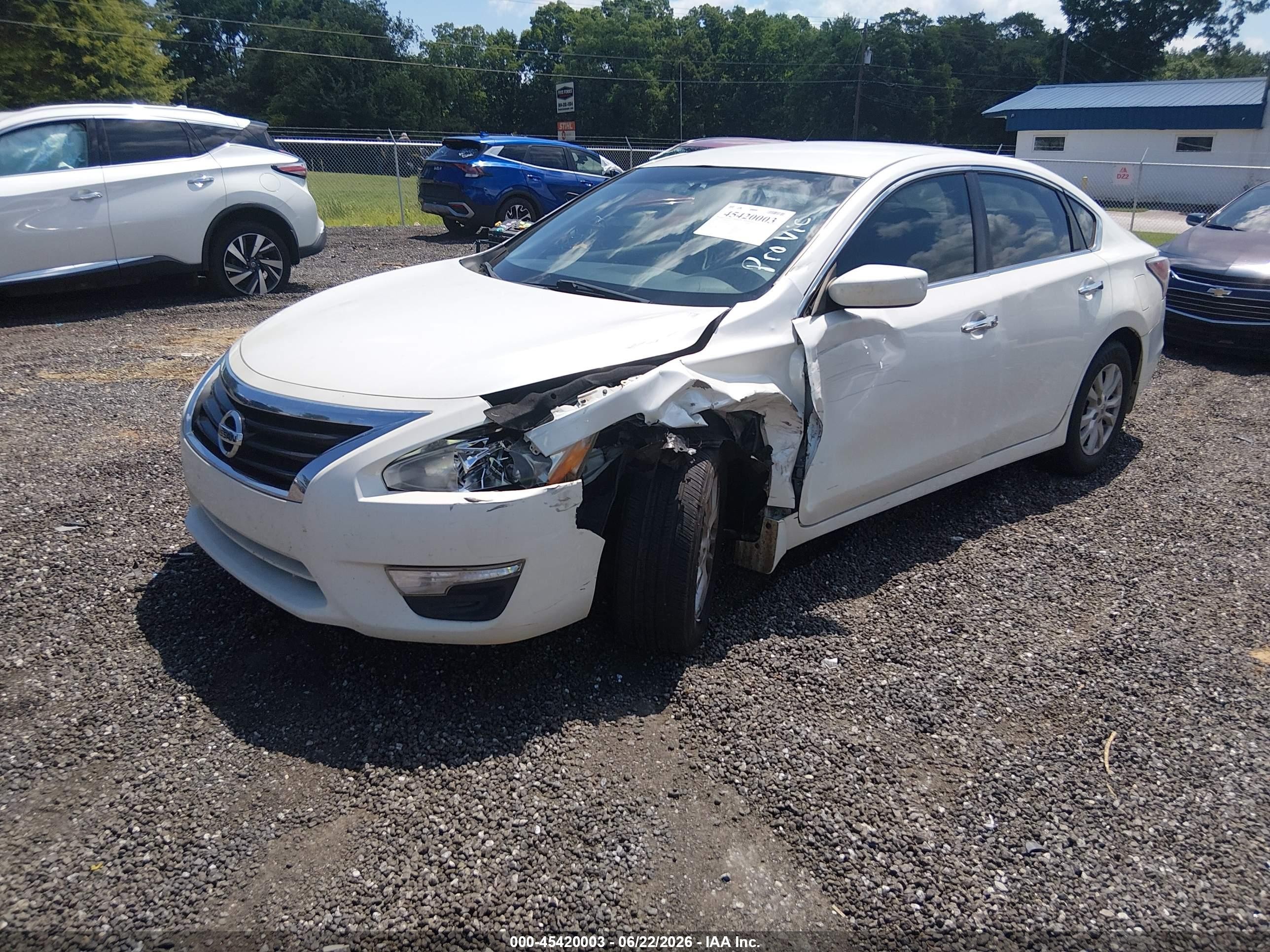 2014 Nissan Altima 2.5 S White vin: 1N4AL3AP3EC428682