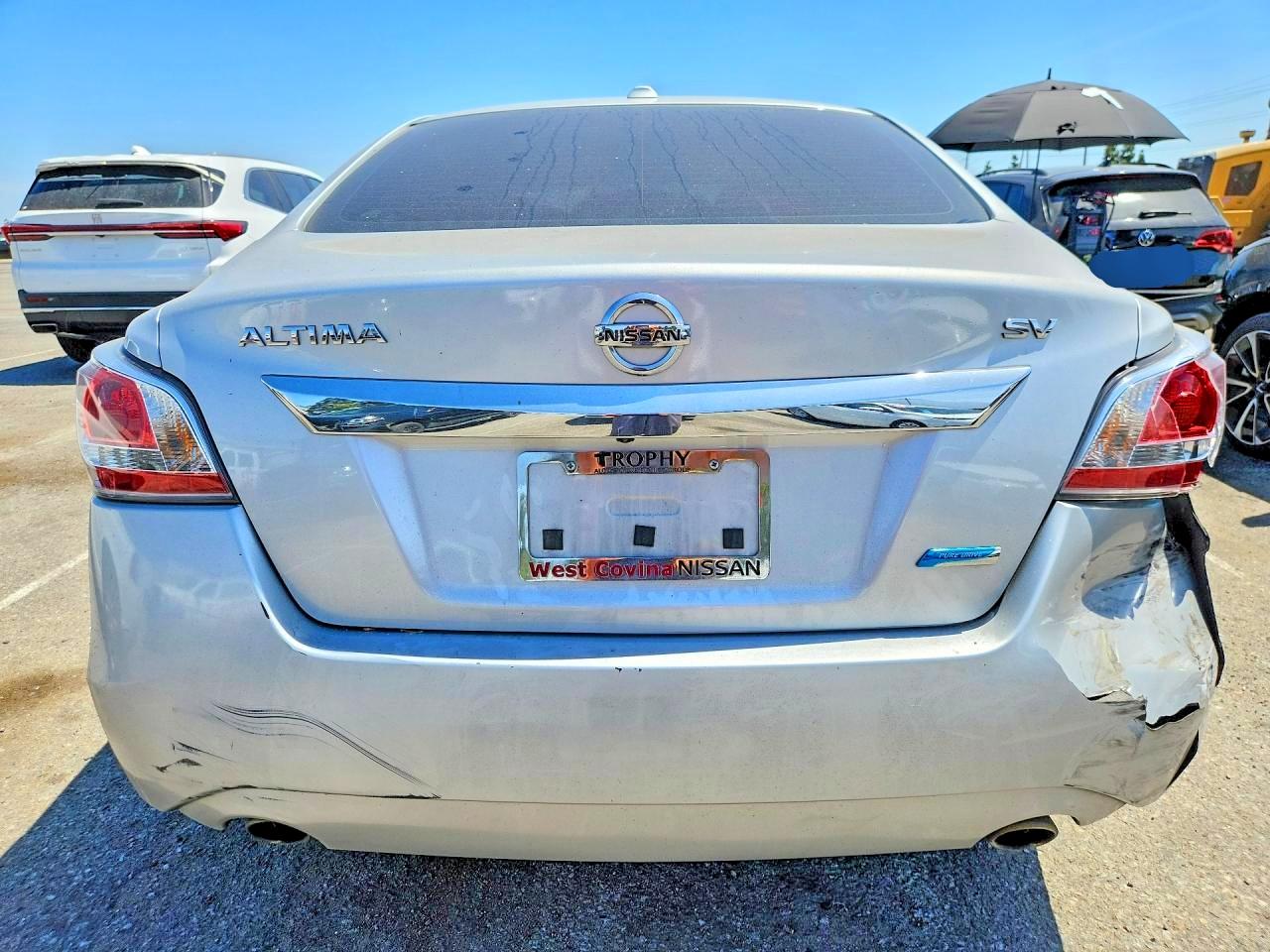 2014 Nissan Altima 2.5 Sv Серебряный vin: 1N4AL3AP3EC428875