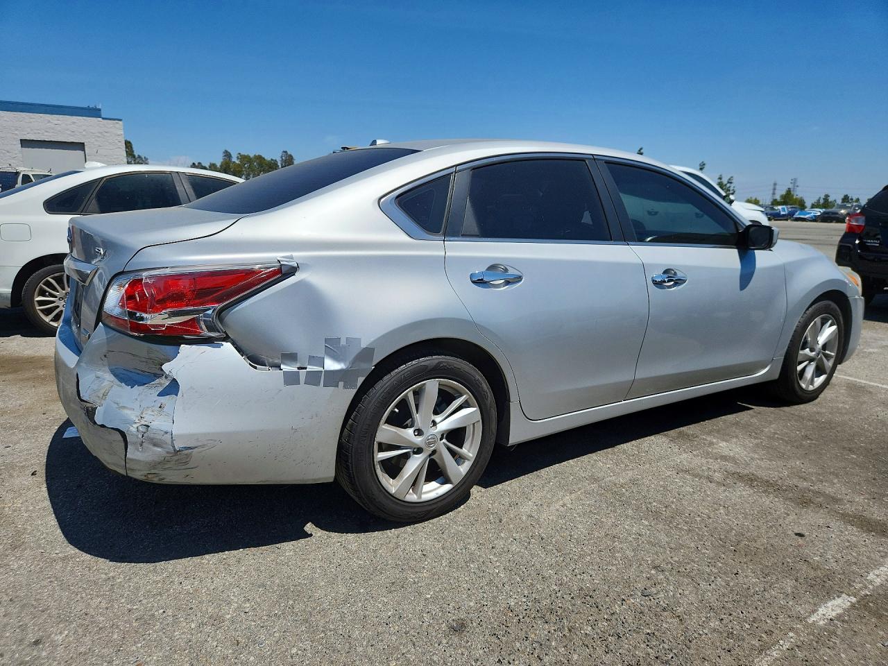 2014 Nissan Altima 2.5 Sv Серебряный vin: 1N4AL3AP3EC428875