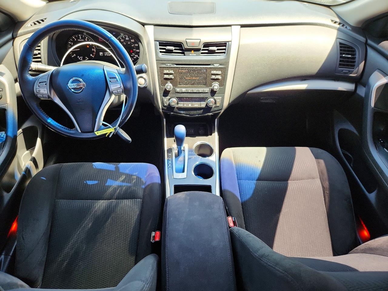 2014 Nissan Altima 2.5 Sv Серебряный vin: 1N4AL3AP3EC428875