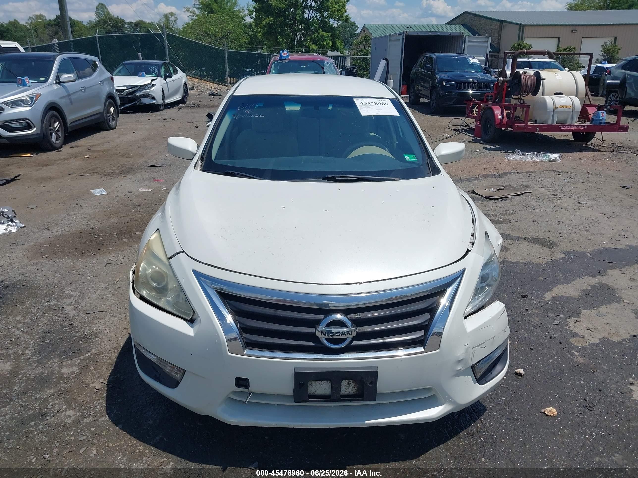 2014 Nissan Altima 2.5 White vin: 1N4AL3AP3EC903893