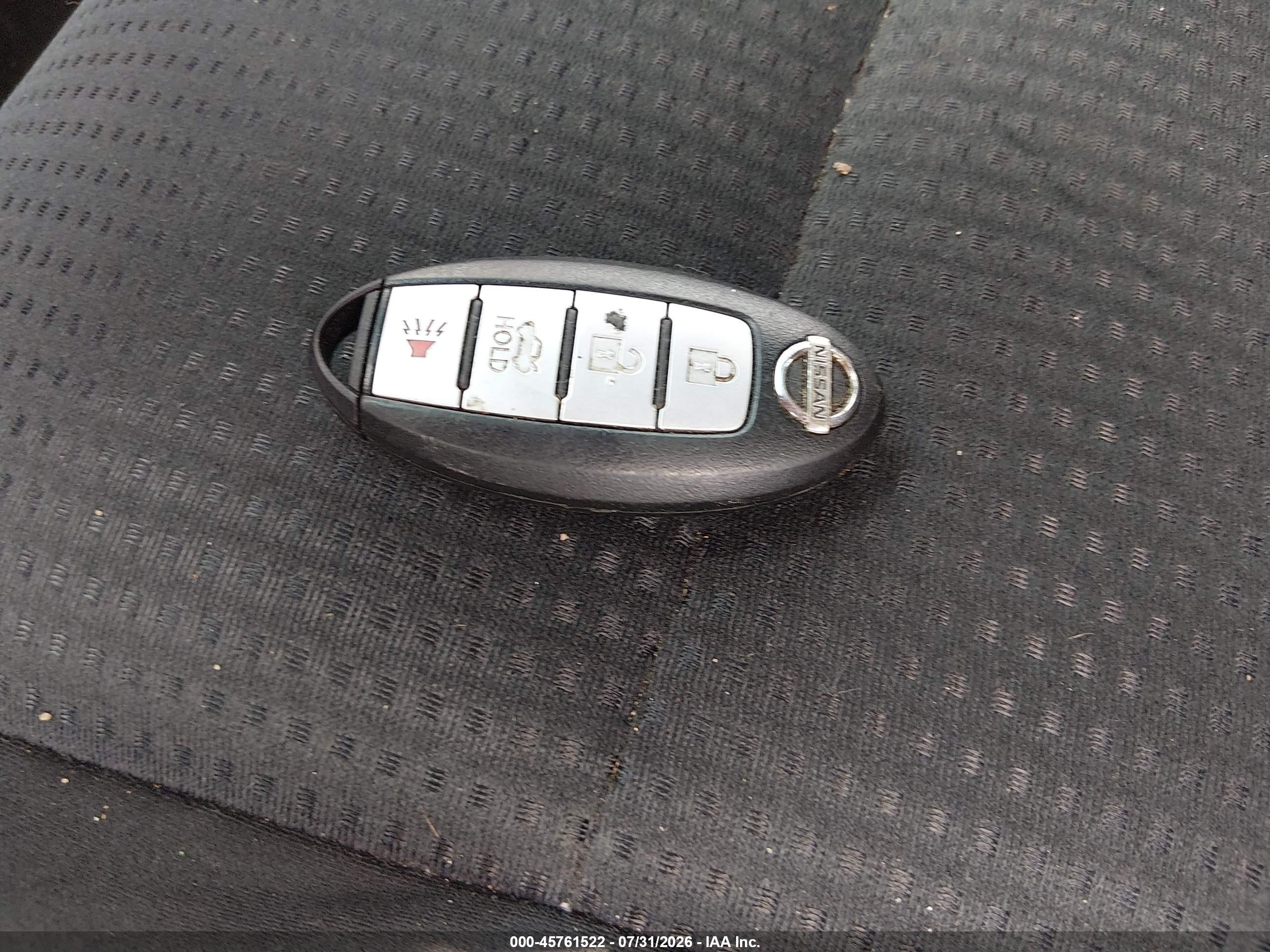 2014 Nissan Altima 2.5 S Silver vin: 1N4AL3AP3EN220838