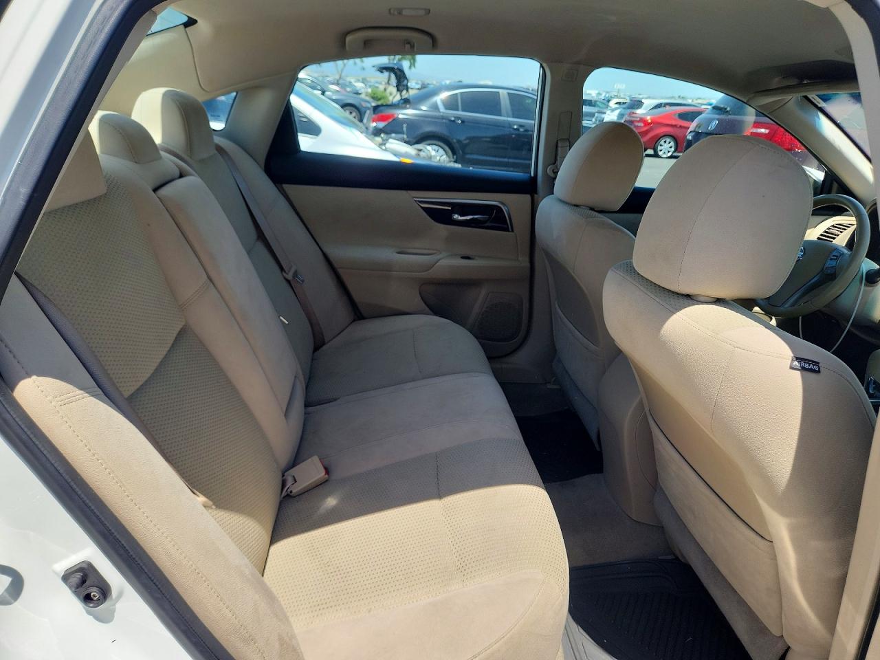 2014 Nissan Altima 2.5 Sv White vin: 1N4AL3AP3EN230754