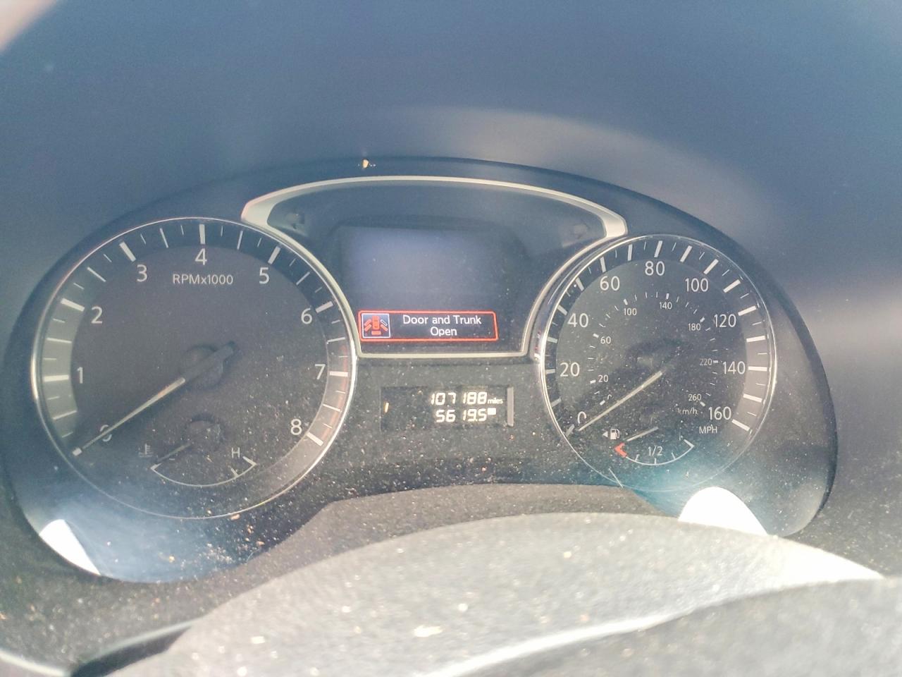 2014 Nissan Altima 2.5 Sv Silver vin: 1N4AL3AP3EN232228