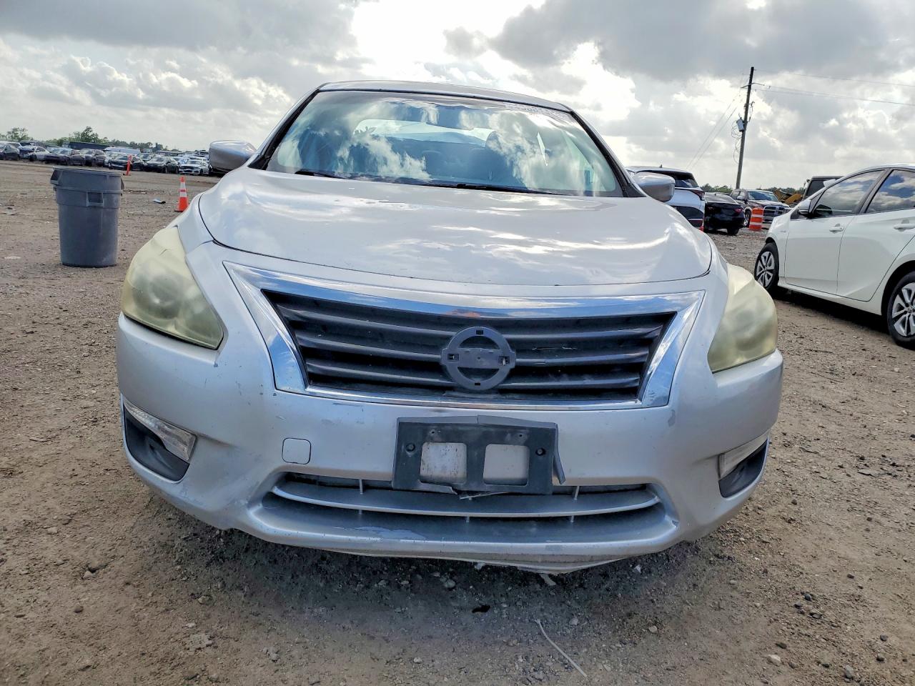 2014 Nissan Altima 2.5 Sv Silver vin: 1N4AL3AP3EN232228