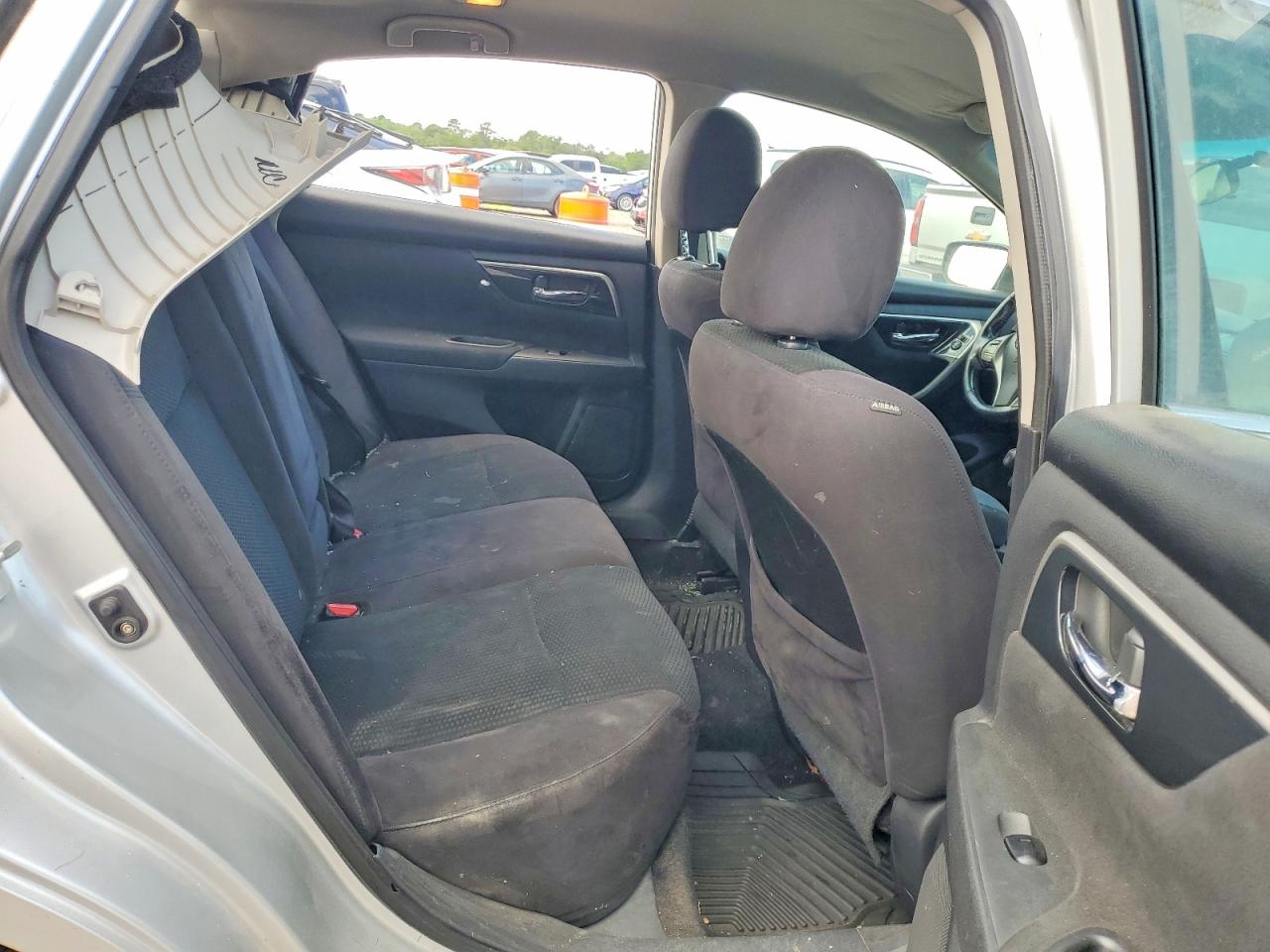 2014 Nissan Altima 2.5 Sv Silver vin: 1N4AL3AP3EN232228