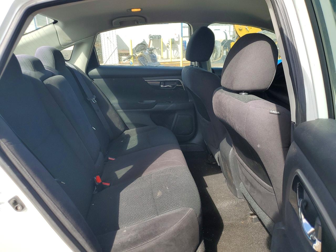 2014 Nissan Altima 2.5 S White vin: 1N4AL3AP3EN331051
