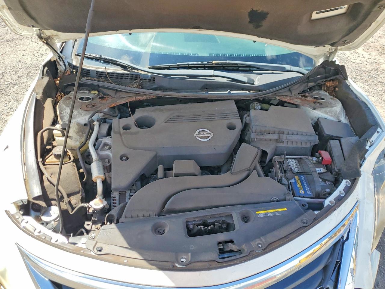 2014 Nissan Altima 2.5 S White vin: 1N4AL3AP3EN331051