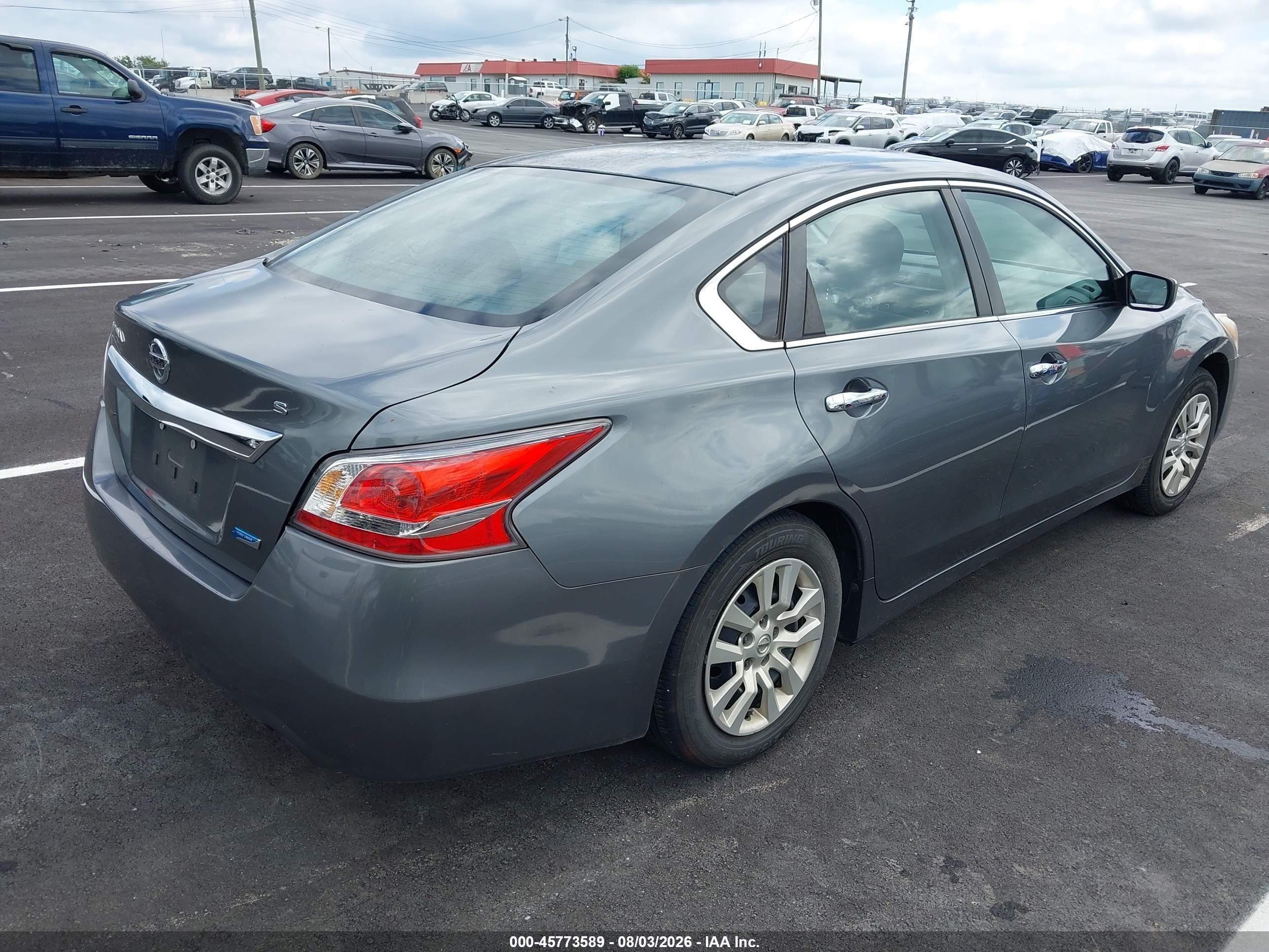 2014 Nissan Altima 2.5 S Серый vin: 1N4AL3AP3EN343717