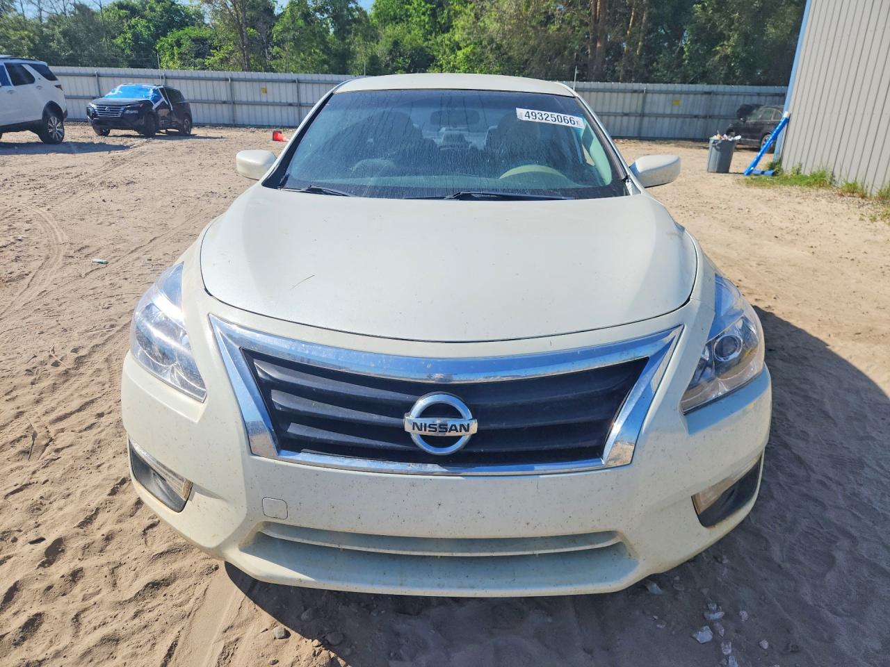 2014 Nissan Altima 2.5 S White vin: 1N4AL3AP3EN344088
