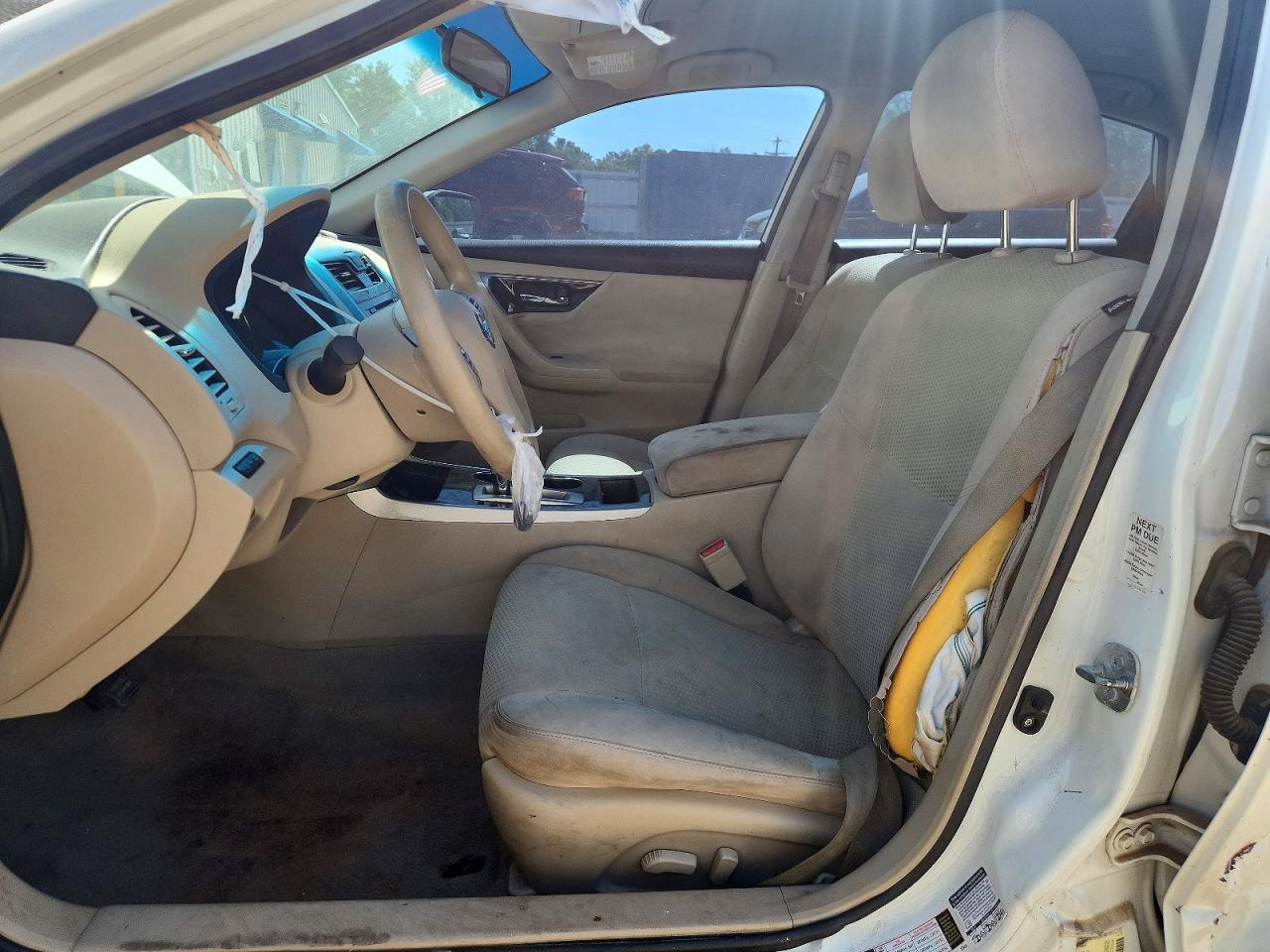 2014 Nissan Altima 2.5 S White vin: 1N4AL3AP3EN344088
