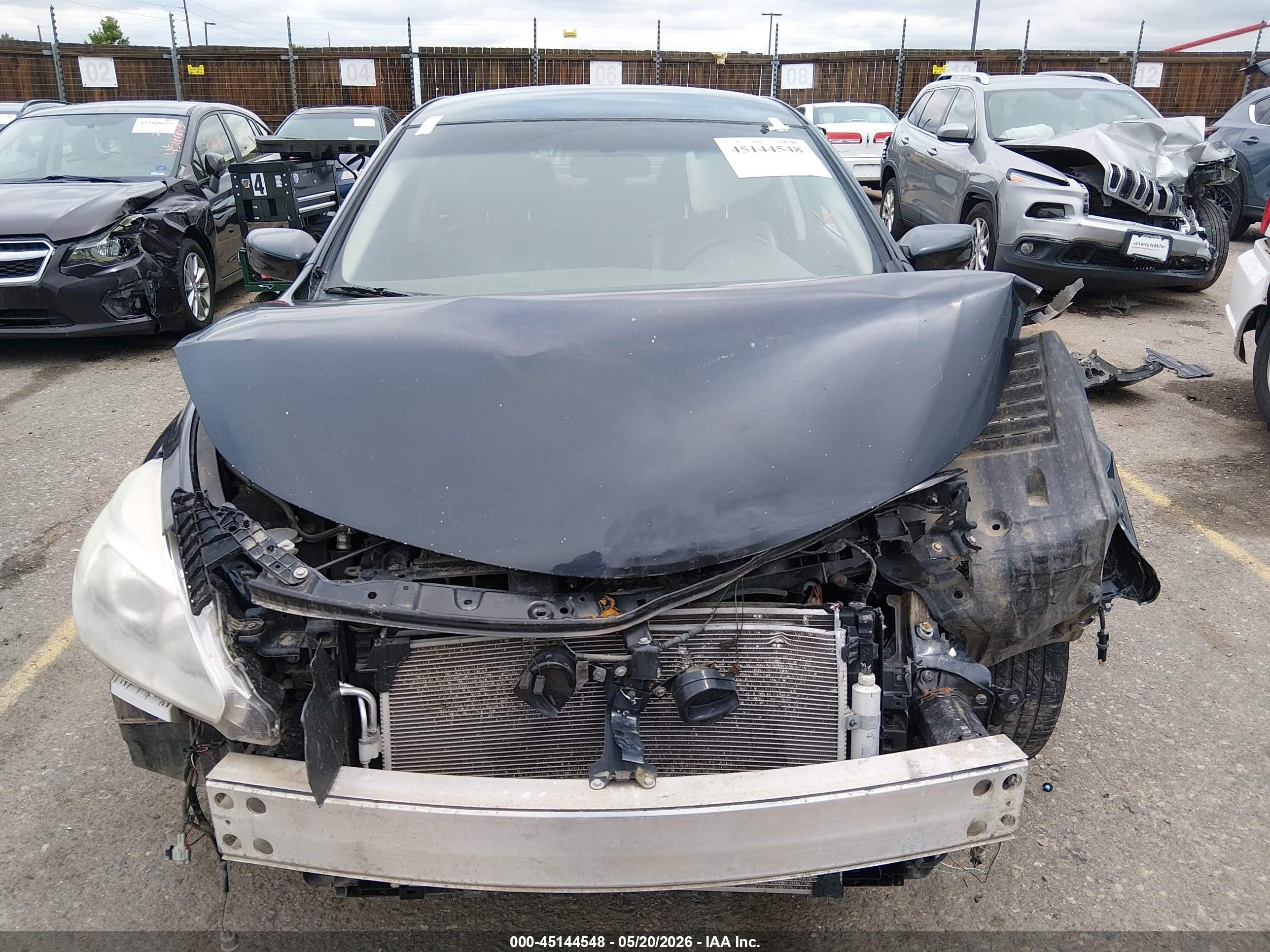 2014 Nissan Altima 2.5 S Navy vin: 1N4AL3AP3EN348917