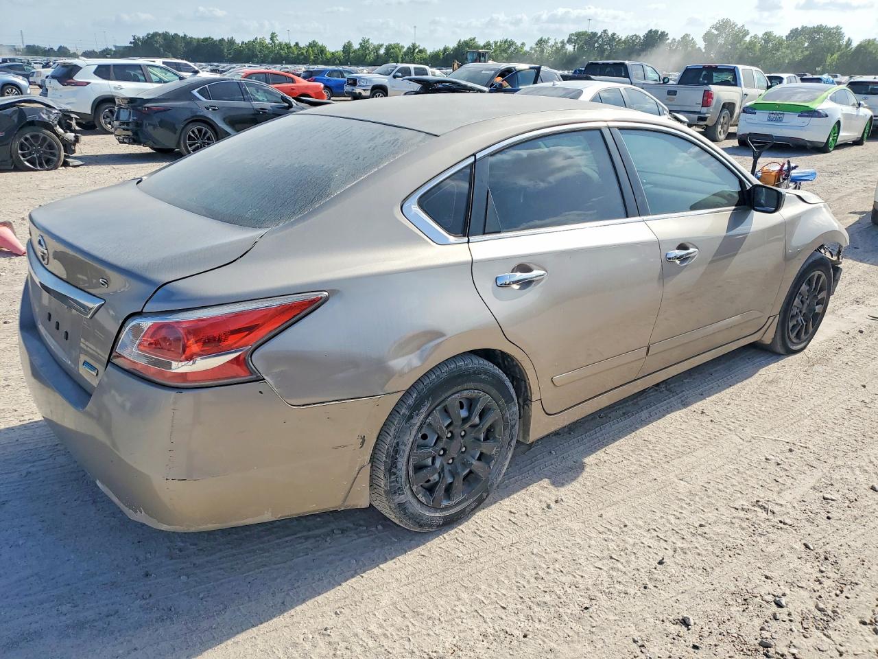 2014 Nissan Altima 2.5 S Beige vin: 1N4AL3AP3EN349128