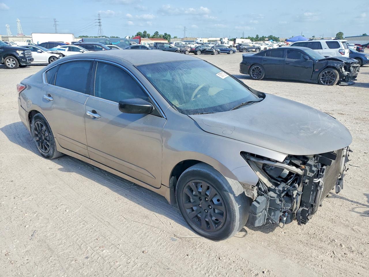2014 Nissan Altima 2.5 S Beige vin: 1N4AL3AP3EN349128