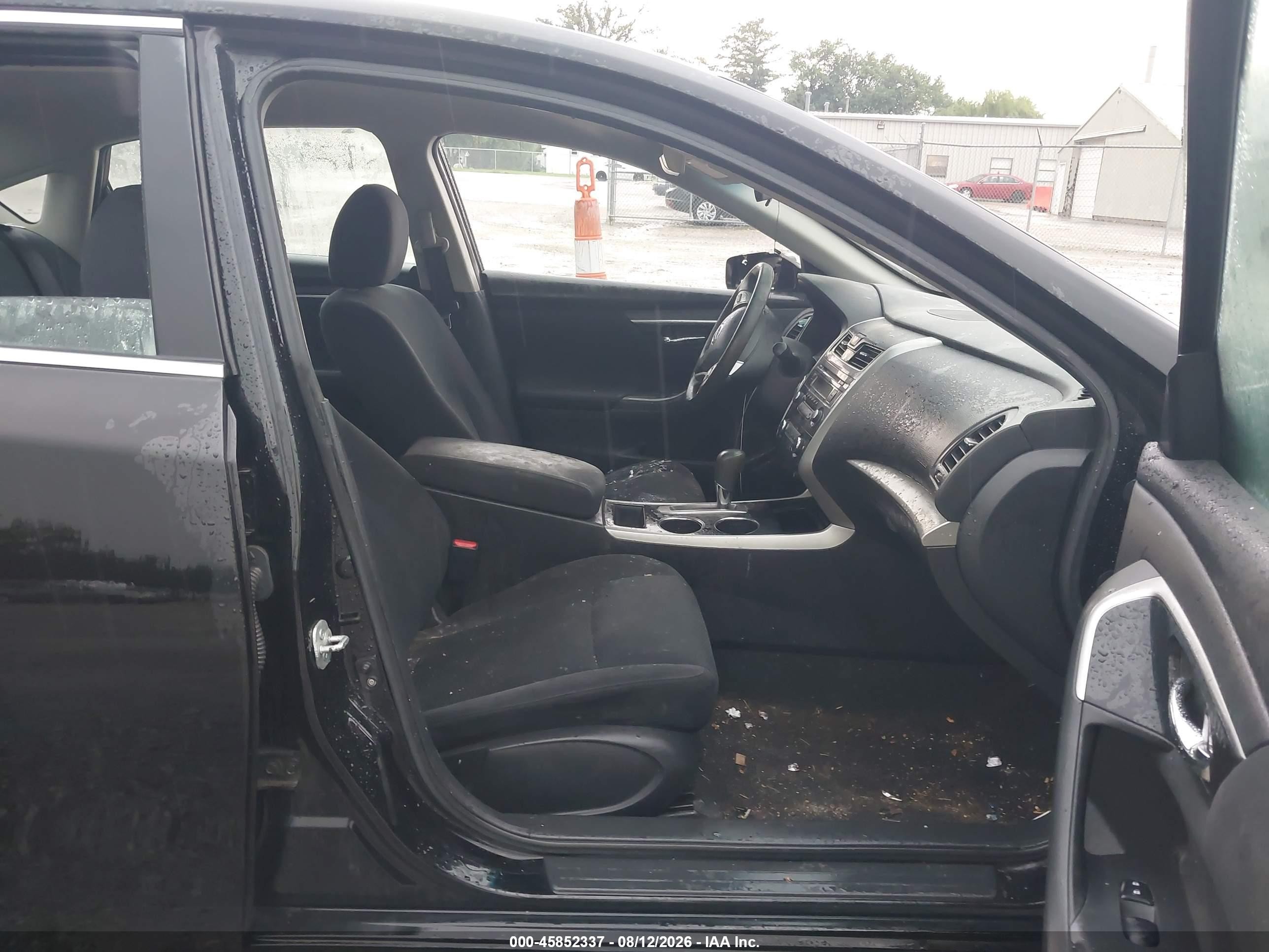 2014 Nissan Altima   Black vin: 1N4AL3AP3EN350716