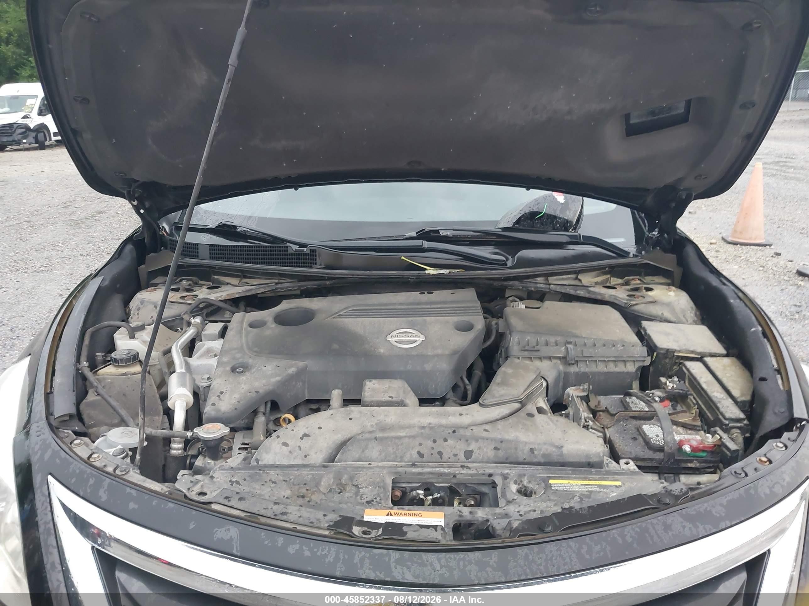 2014 Nissan Altima   Black vin: 1N4AL3AP3EN350716