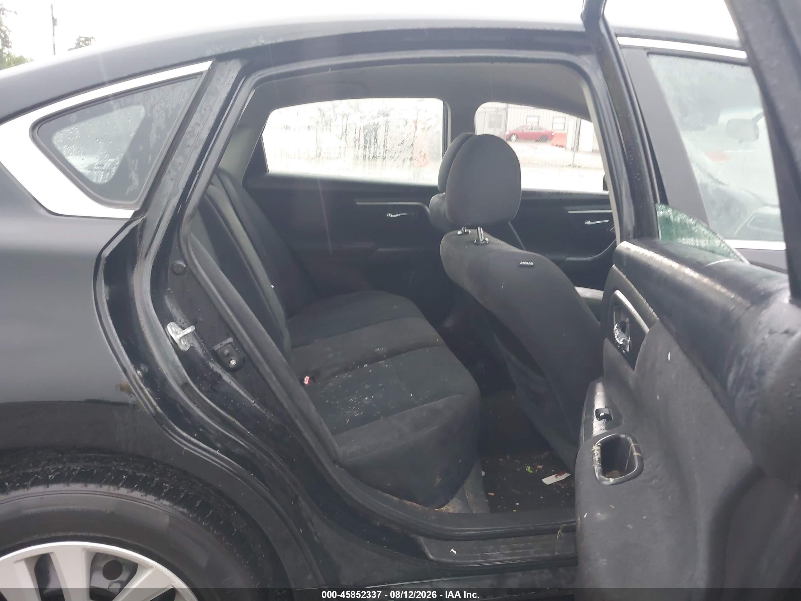2014 Nissan Altima   Black vin: 1N4AL3AP3EN350716