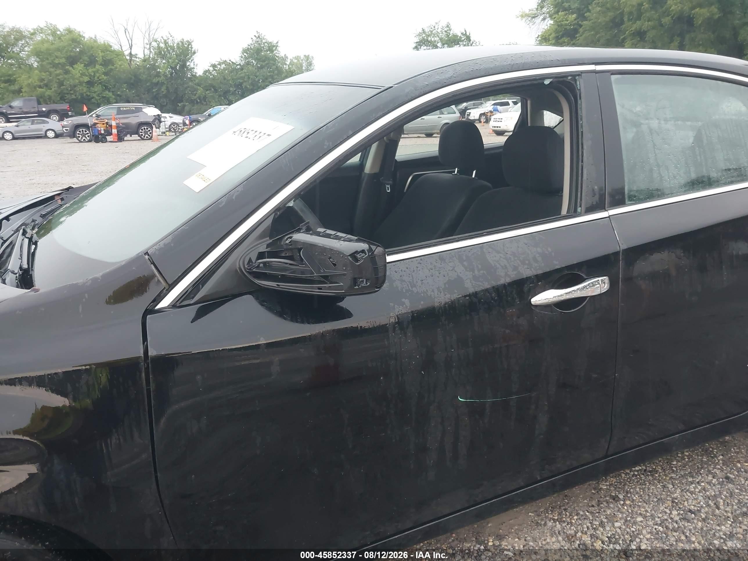 2014 Nissan Altima   Black vin: 1N4AL3AP3EN350716