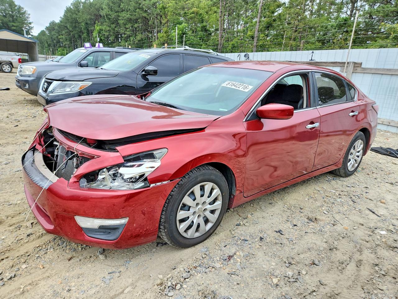 2014 Nissan Altima 2.5 S Red vin: 1N4AL3AP3EN363577
