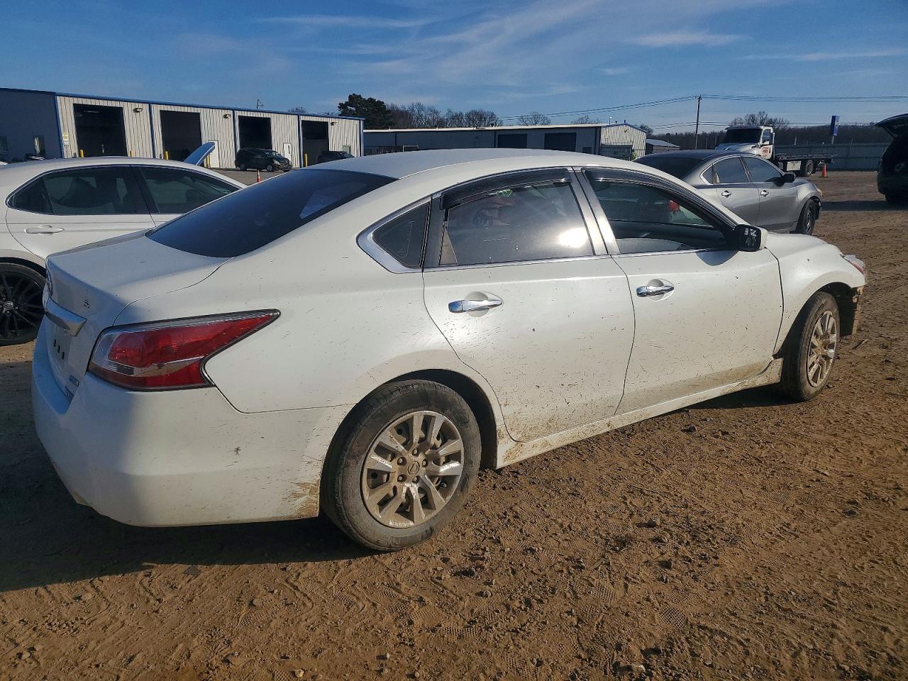 2014 Nissan Altima 2.5 White vin: 1N4AL3AP3EN368407
