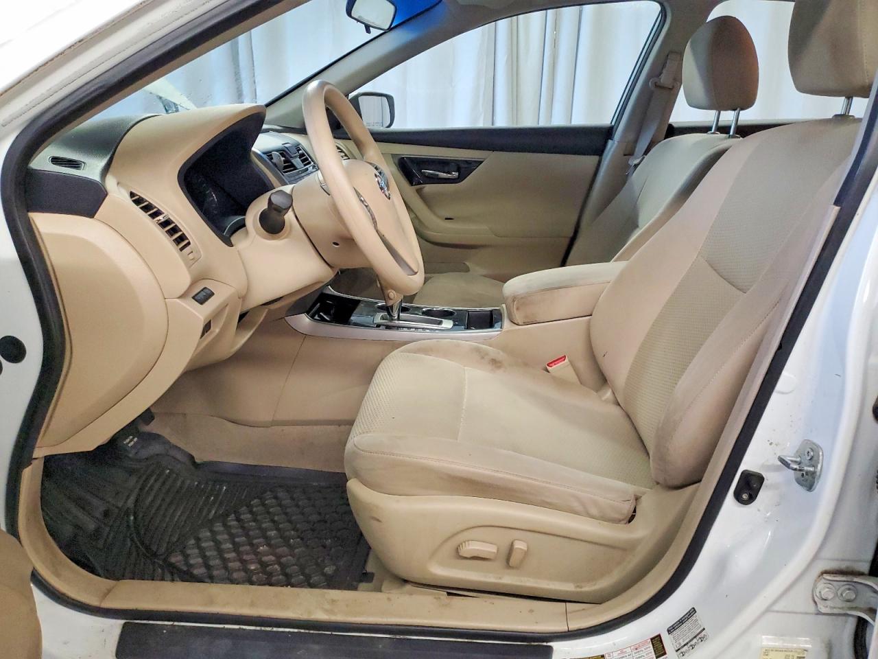 2014 Nissan Altima 2.5 S Белый vin: 1N4AL3AP3EN371209