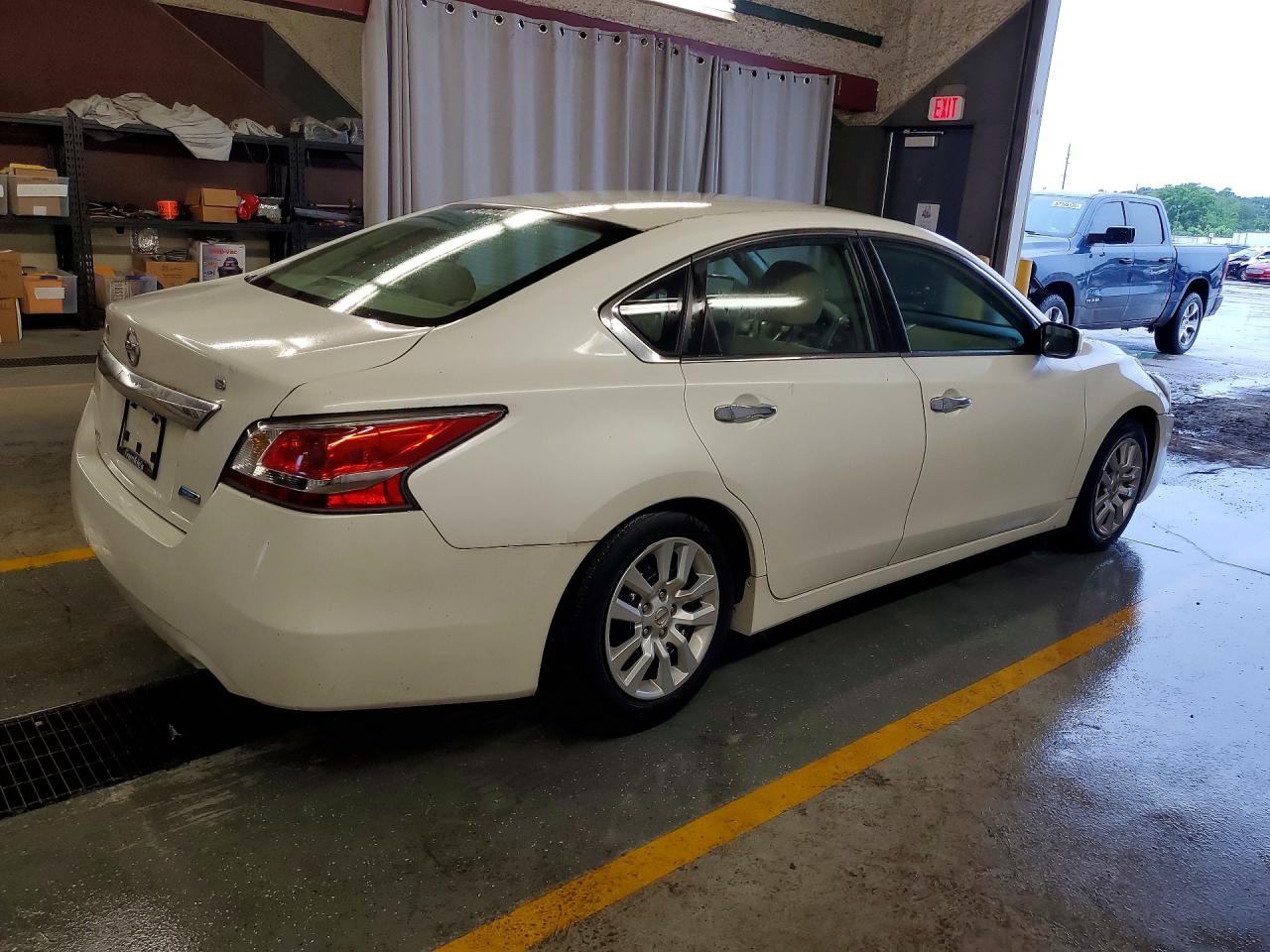 2014 Nissan Altima 2.5 S Белый vin: 1N4AL3AP3EN371209