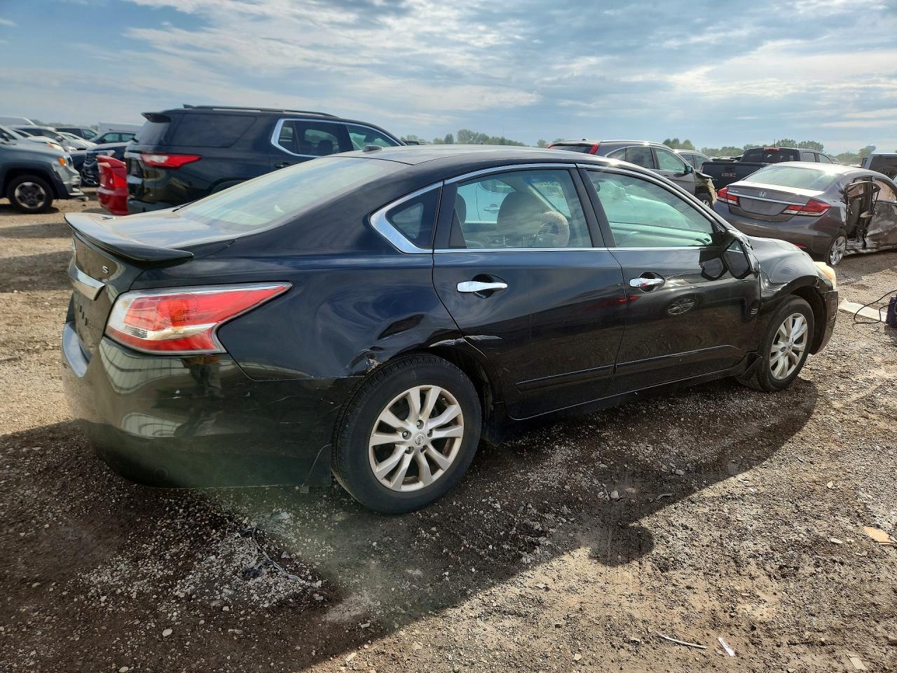 2015 Nissan Altima 2.5 S Black vin: 1N4AL3AP3FC102513