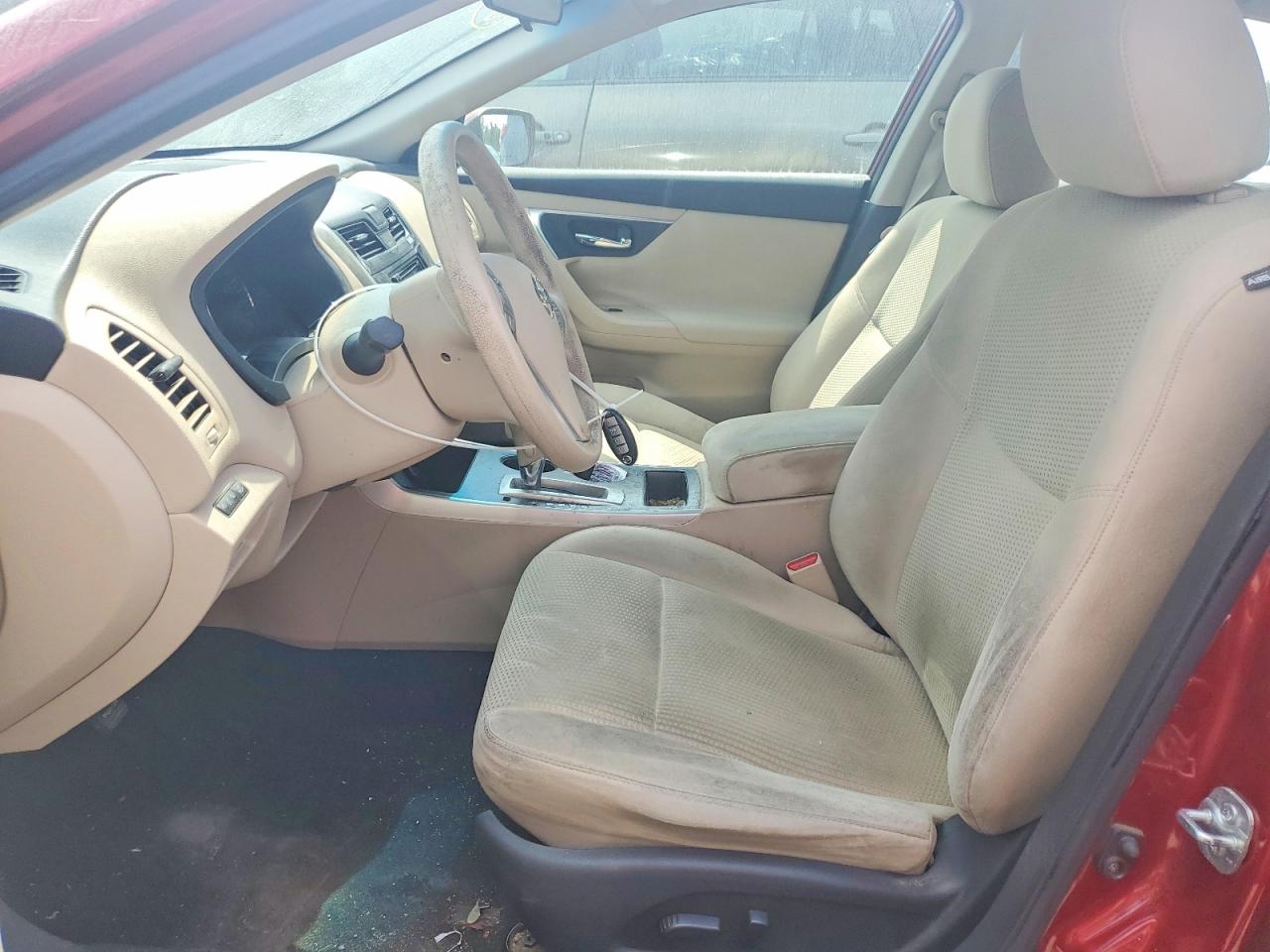 2015 Nissan Altima 2.5 S Red vin: 1N4AL3AP3FC105508