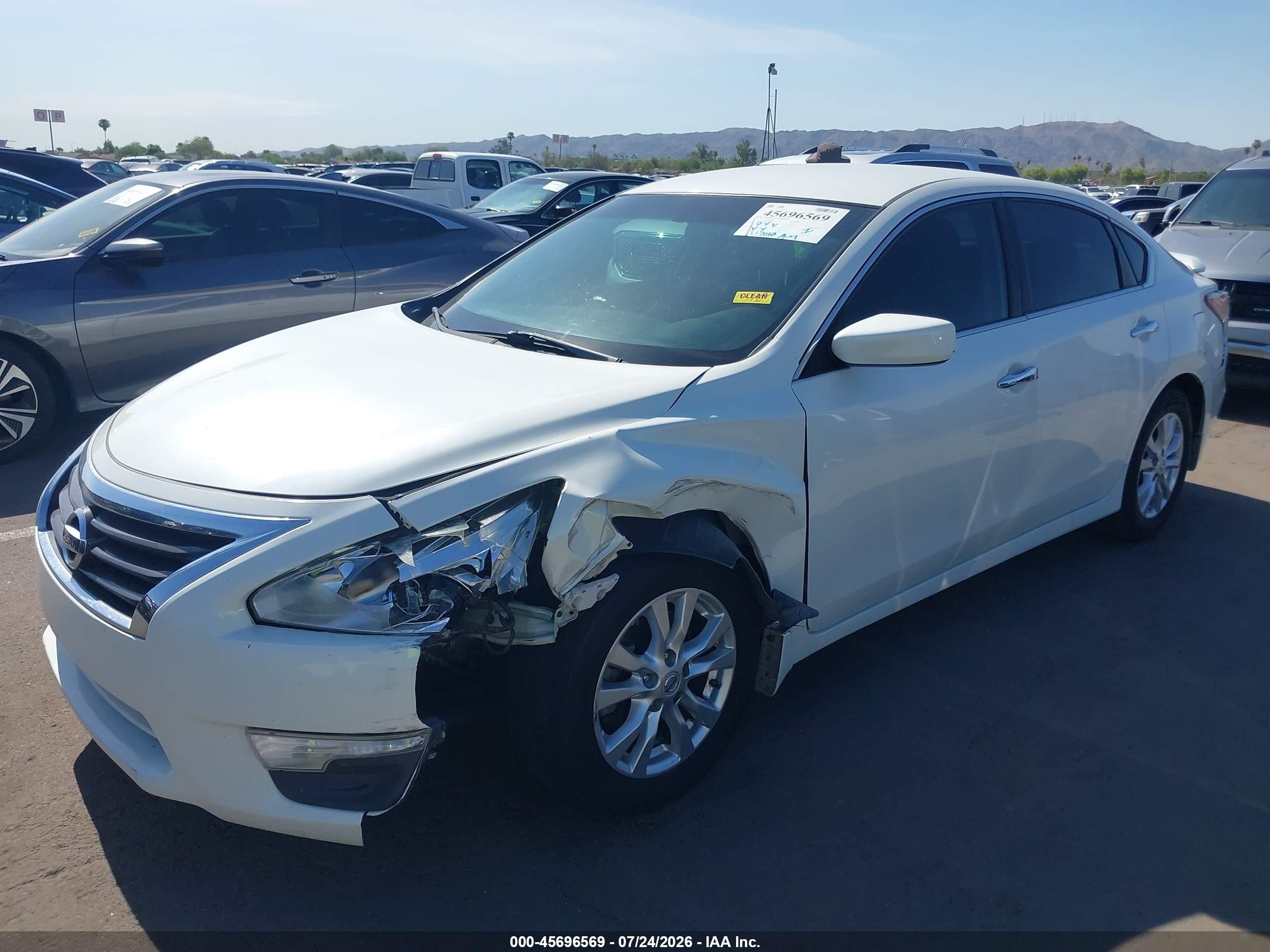 2015 Nissan Altima 2.5 S White vin: 1N4AL3AP3FC114547