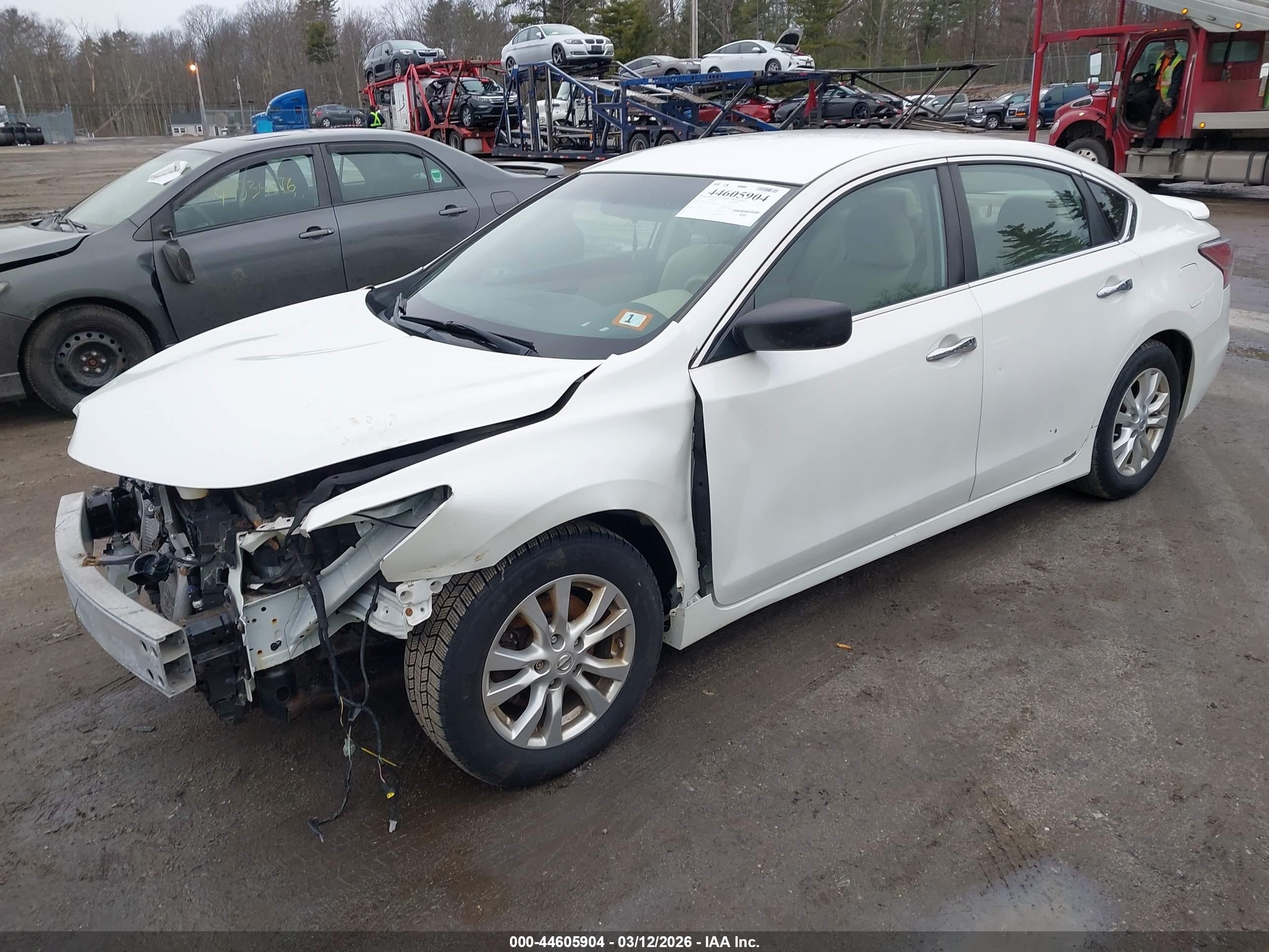2015 Nissan Altima 2.5 S White vin: 1N4AL3AP3FC117271