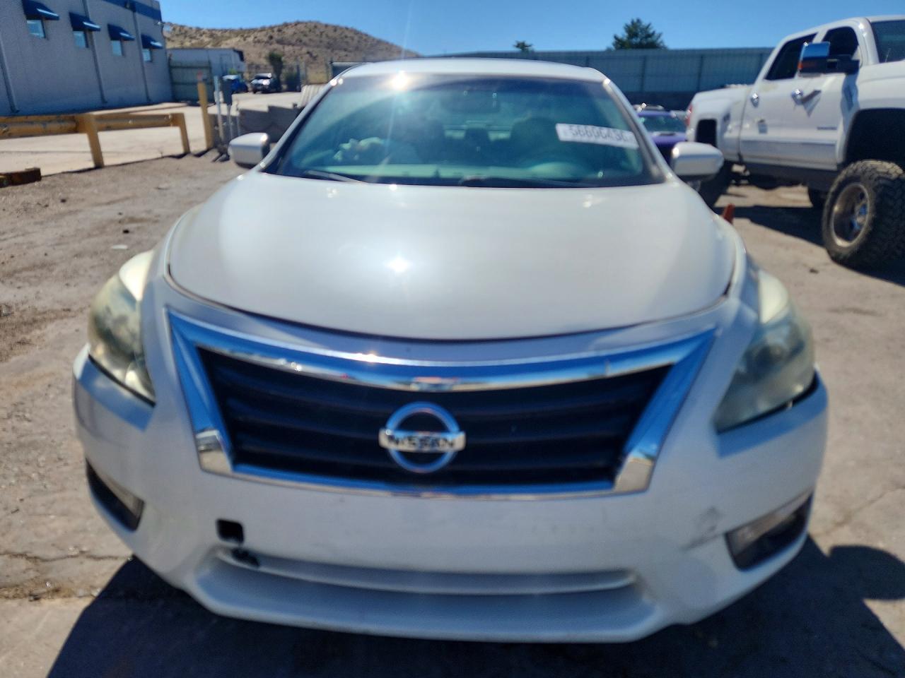 2015 Nissan Altima 2.5 Sv White vin: 1N4AL3AP3FC126231