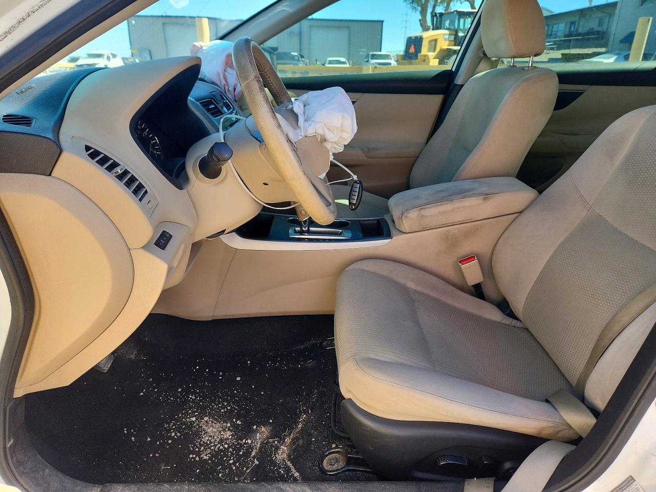 2015 Nissan Altima 2.5 Sv White vin: 1N4AL3AP3FC126231