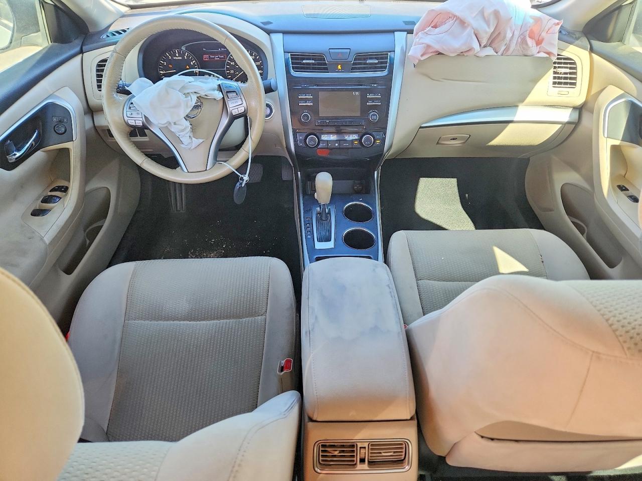 2015 Nissan Altima 2.5 Sv White vin: 1N4AL3AP3FC126231