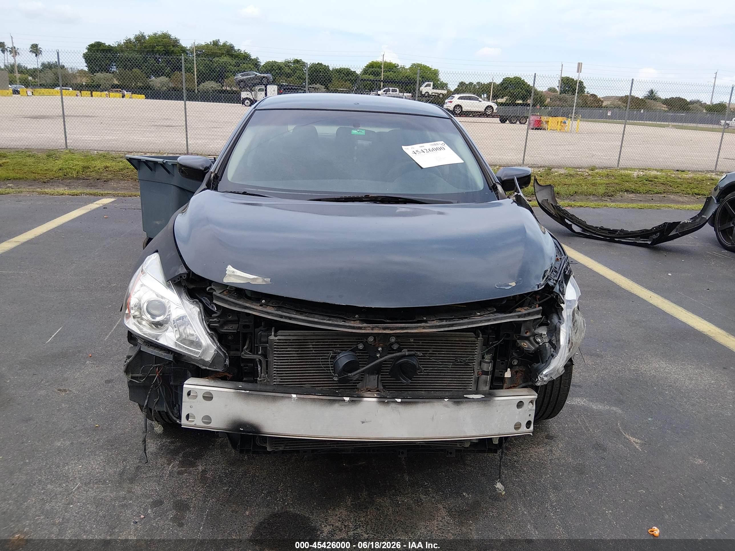2015 Nissan Altima 2.5 S Черный vin: 1N4AL3AP3FC137620