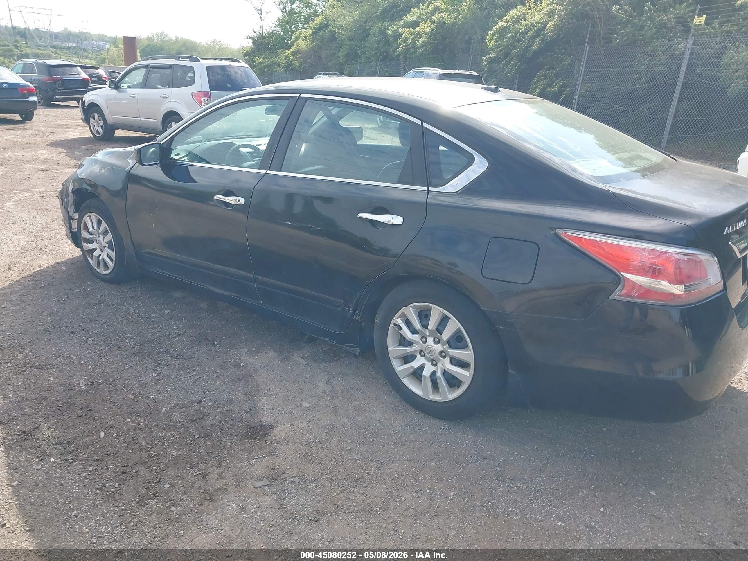 2015 Nissan Altima 2.5 S Черный vin: 1N4AL3AP3FC162324