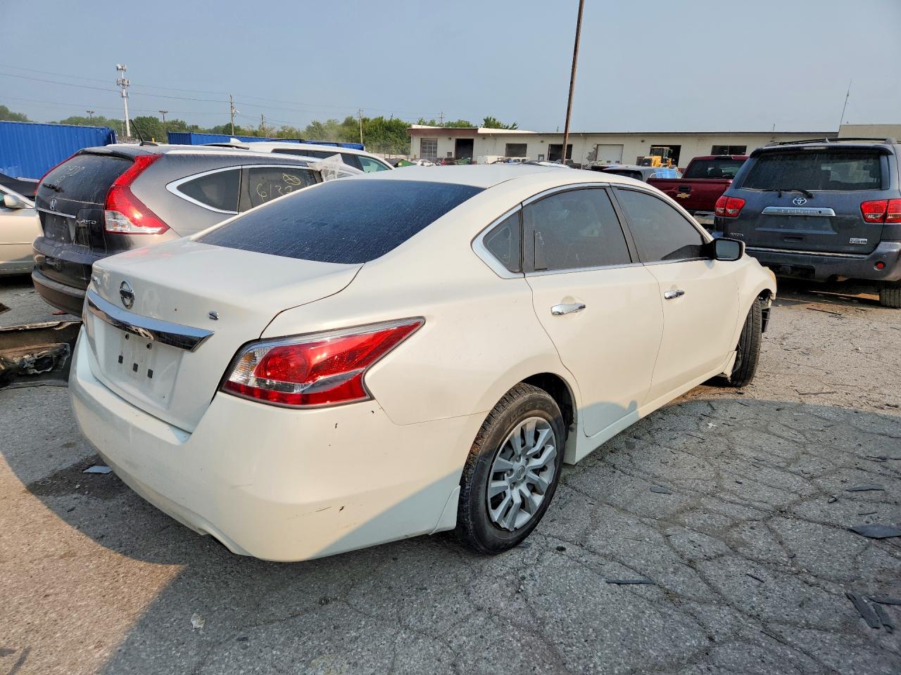 2015 Nissan Altima 2.5 S White vin: 1N4AL3AP3FC176014
