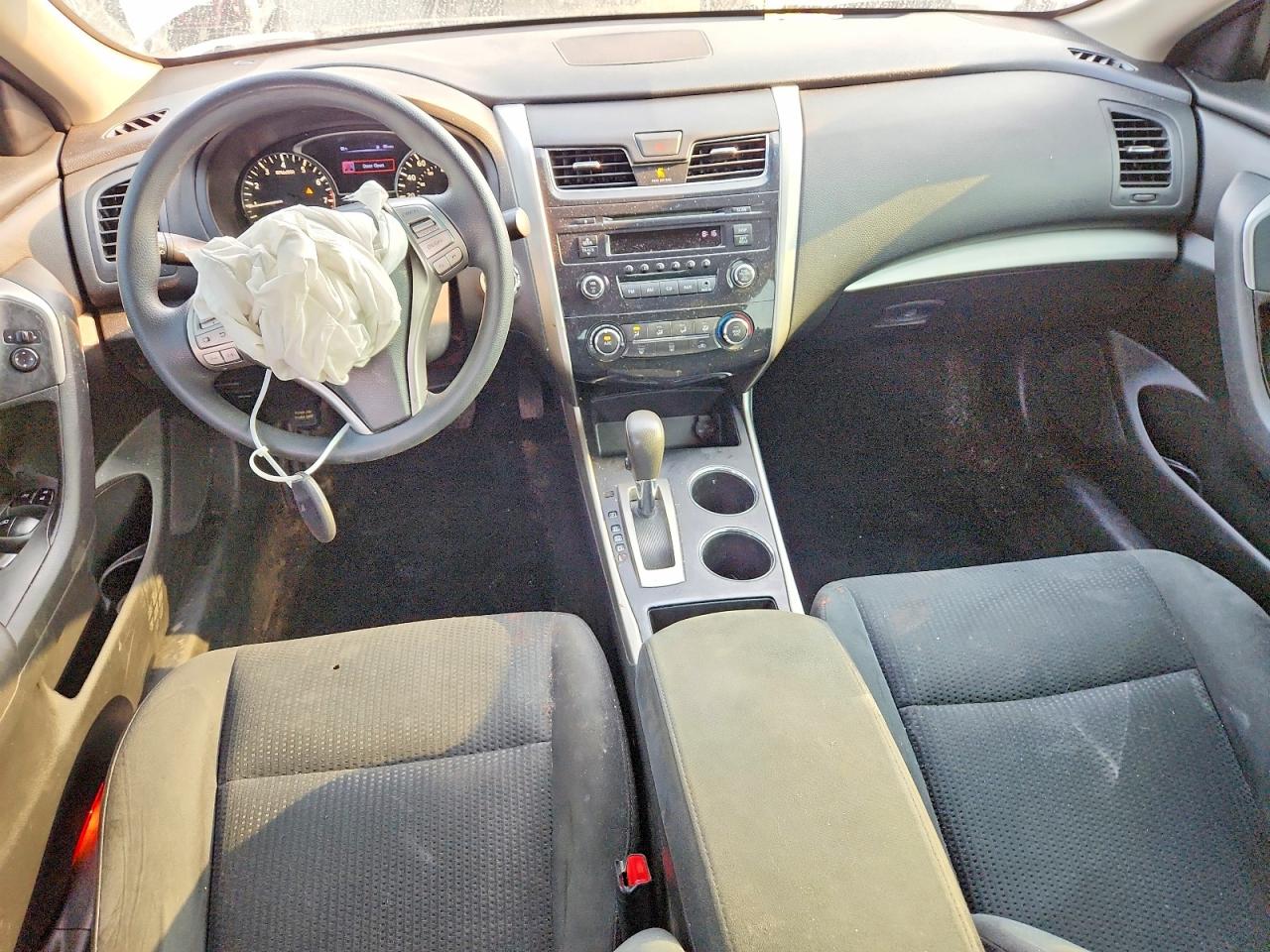 2015 Nissan Altima 2.5 S White vin: 1N4AL3AP3FC176014