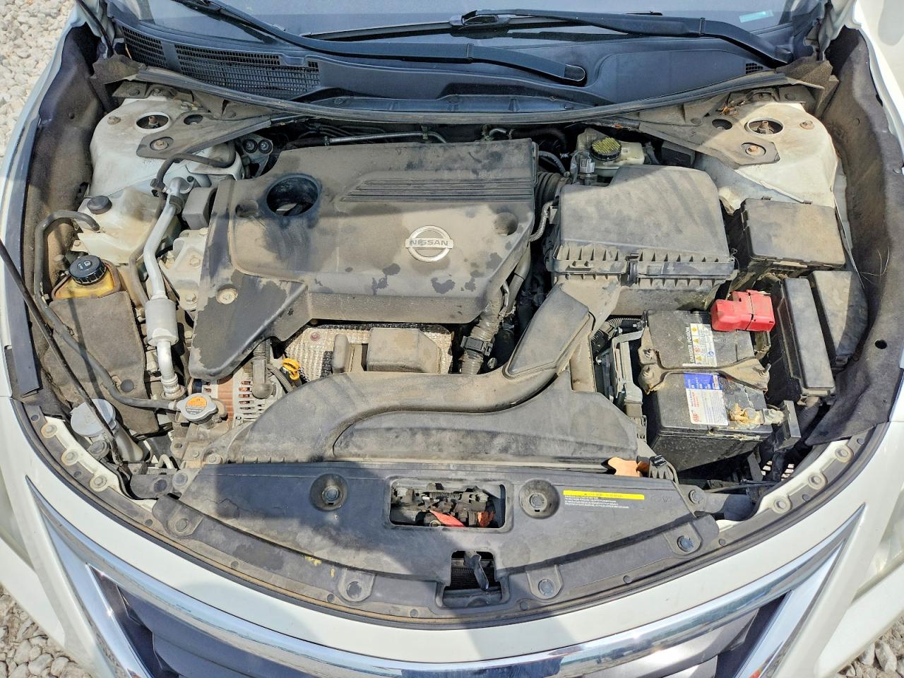 2015 Nissan Altima 2.5 Sv White vin: 1N4AL3AP3FC193444