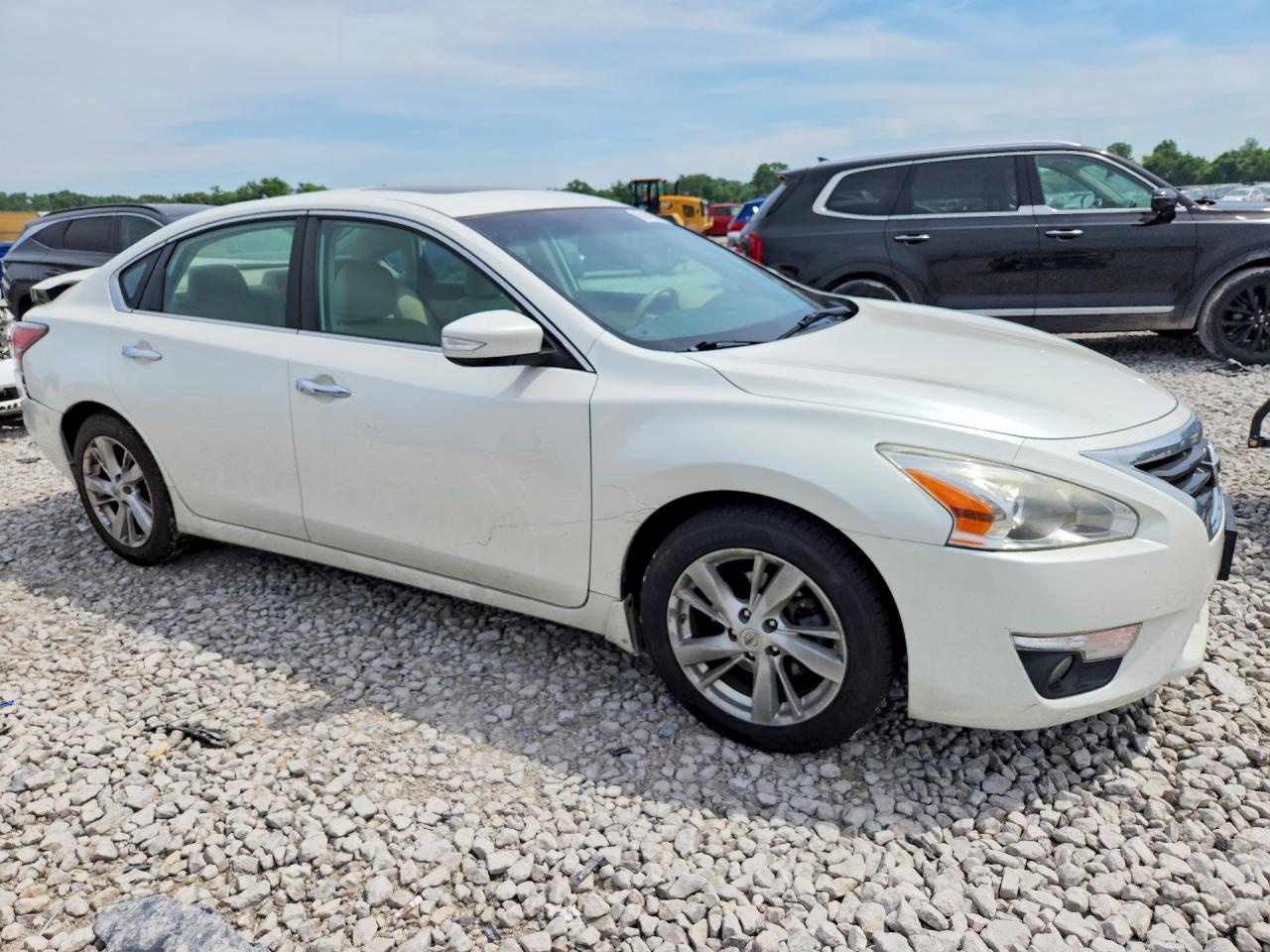2015 Nissan Altima 2.5 Sv White vin: 1N4AL3AP3FC193444
