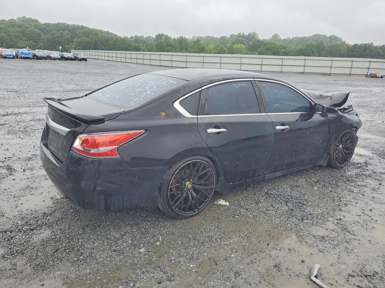 2015 Nissan Altima 2.5 S Черный vin: 1N4AL3AP3FC194125