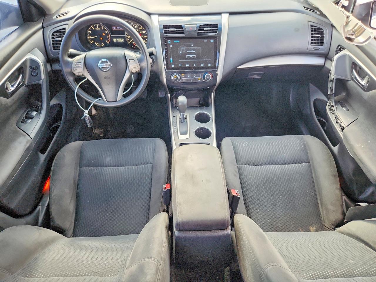 2015 Nissan Altima 2.5 S White vin: 1N4AL3AP3FC196280