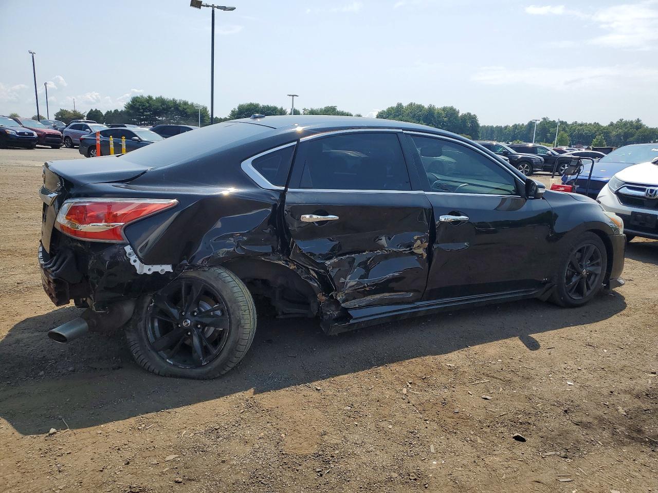 2015 Nissan Altima 2.5 Sv Black vin: 1N4AL3AP3FC198014